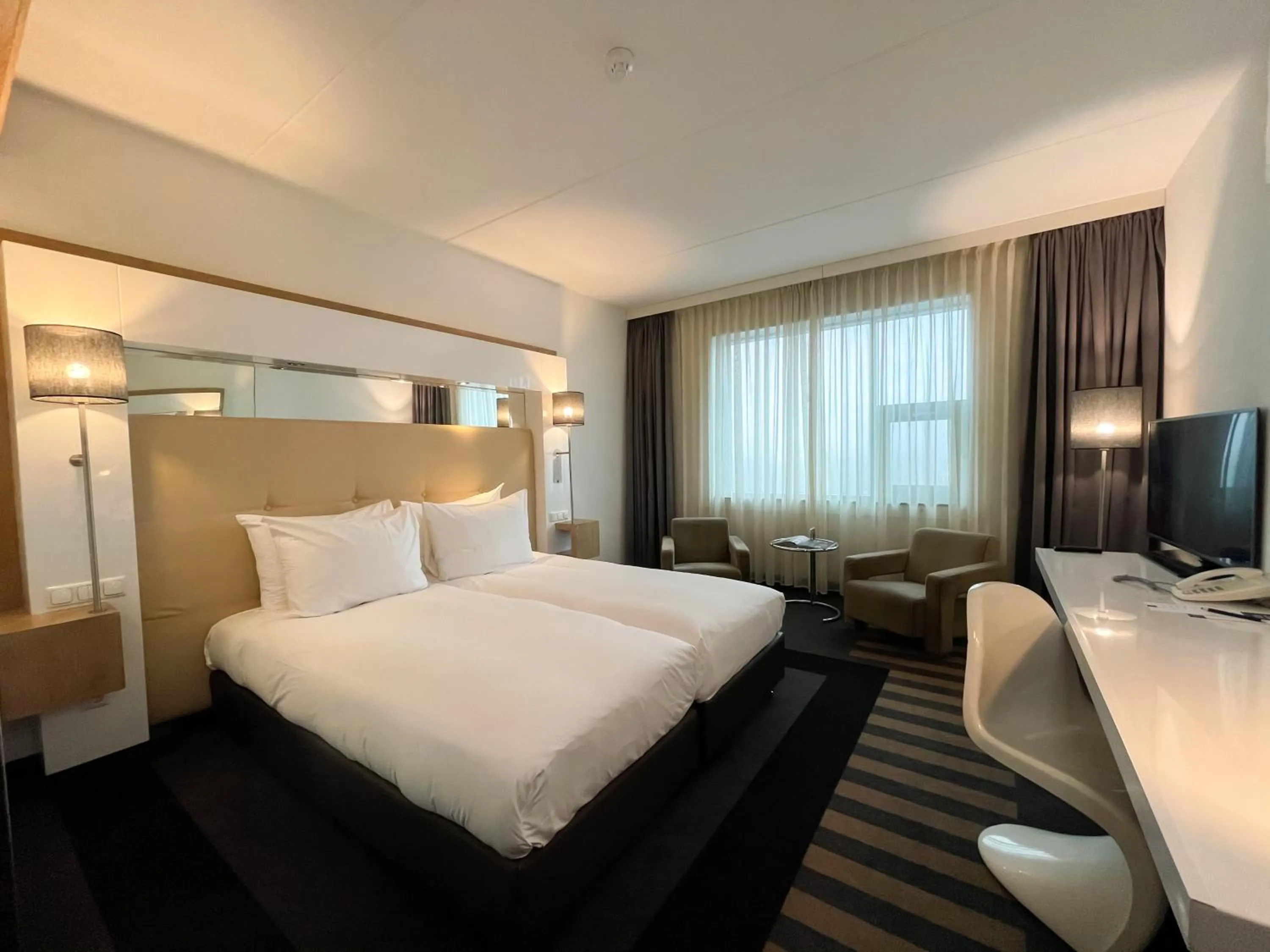 Bedroom, Bed in WestCord WTC Hotel Leeuwarden