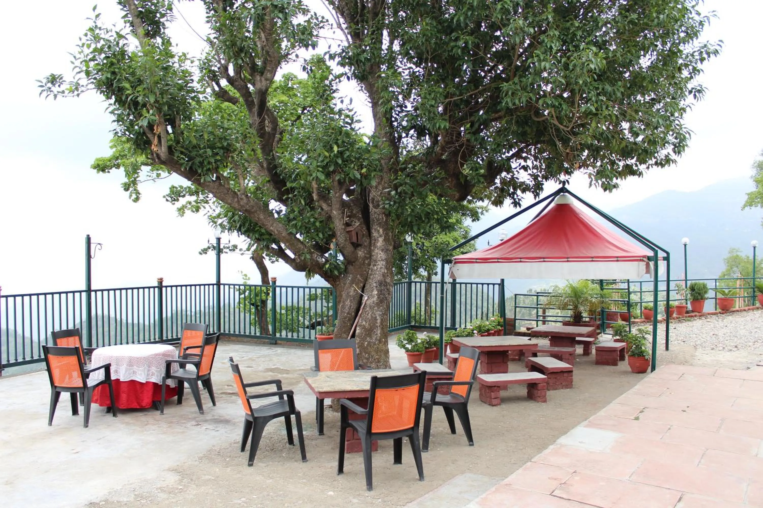 Balcony/Terrace in Jharipani Castle