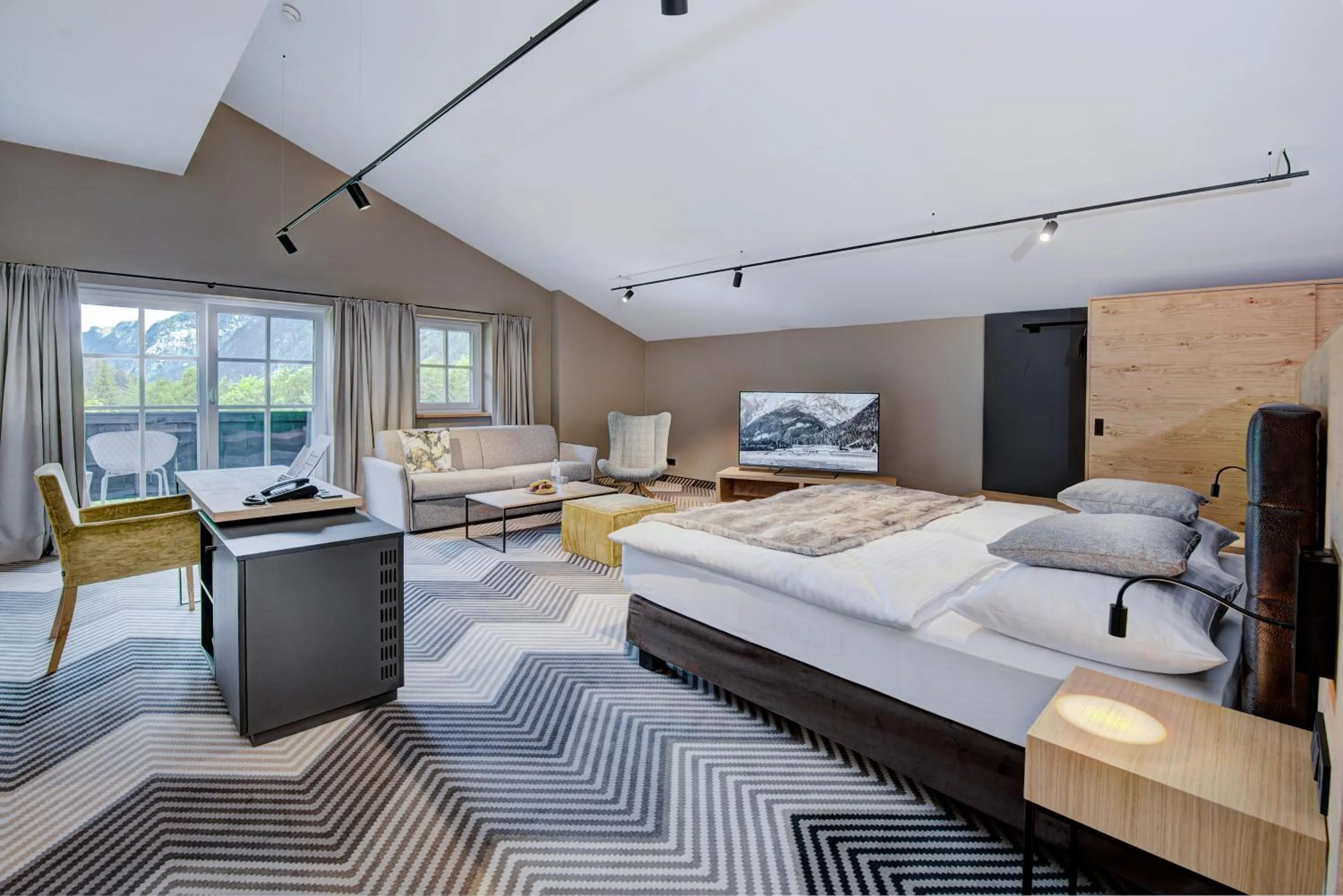 Photo of the whole room, Bed in Hotel Gut Brandlhof