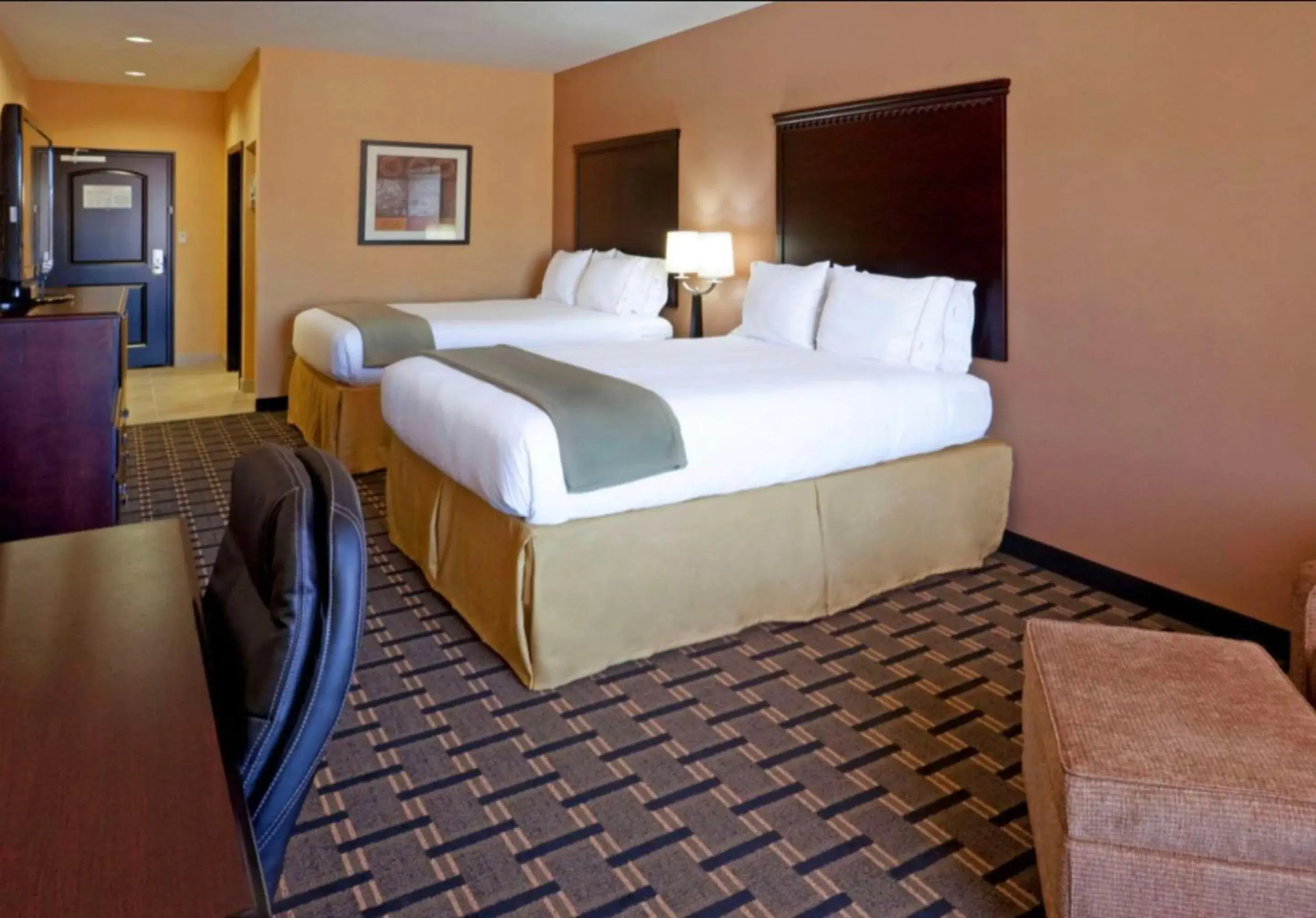 Queen Room with Two Queen Beds - Accessible/Non Smoking in Comfort Inn & Suites Dallas Medical-Market Center Queen Room with Two Queen Beds - Accessible/Non Smoking in Comfort Inn & Suites Dallas Medical-Market Center