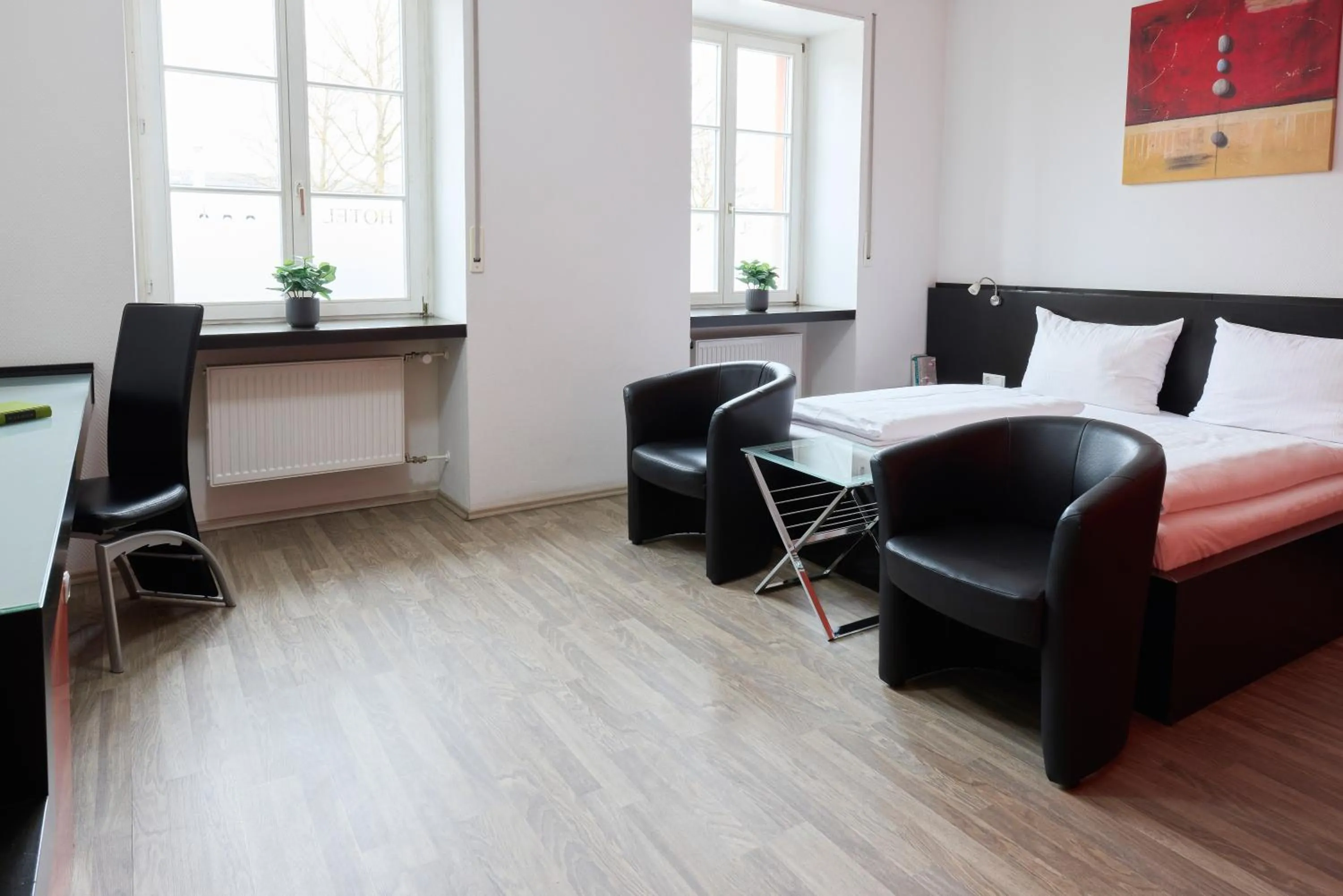 Seating area, Bed in Hotel Villa-Bassermann, stilvoll, 2 Min zum Schloss, schnelles WLAN & Parkplatz