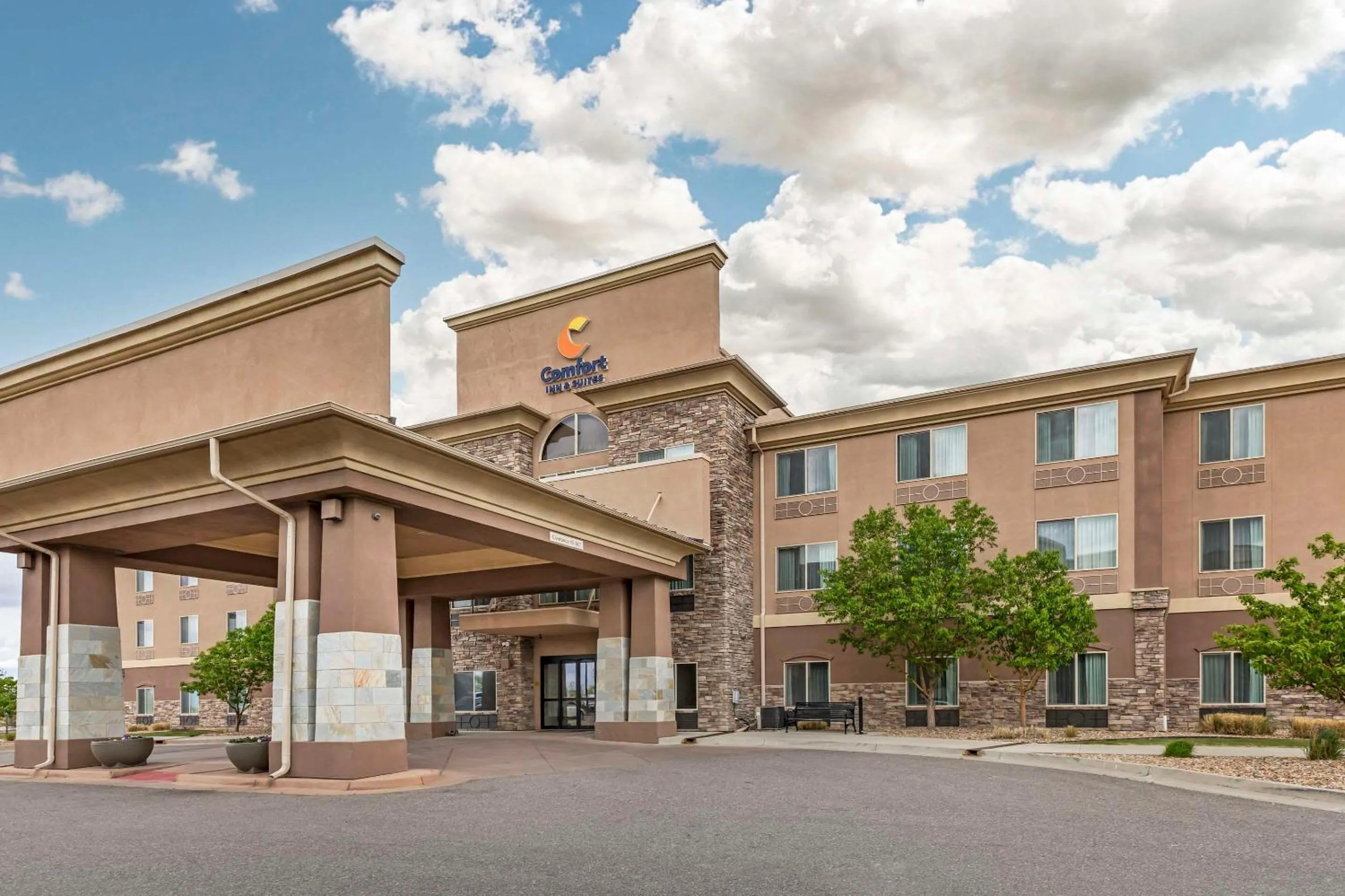Property building in Comfort Inn & Suites Brighton Denver NE Medical Center