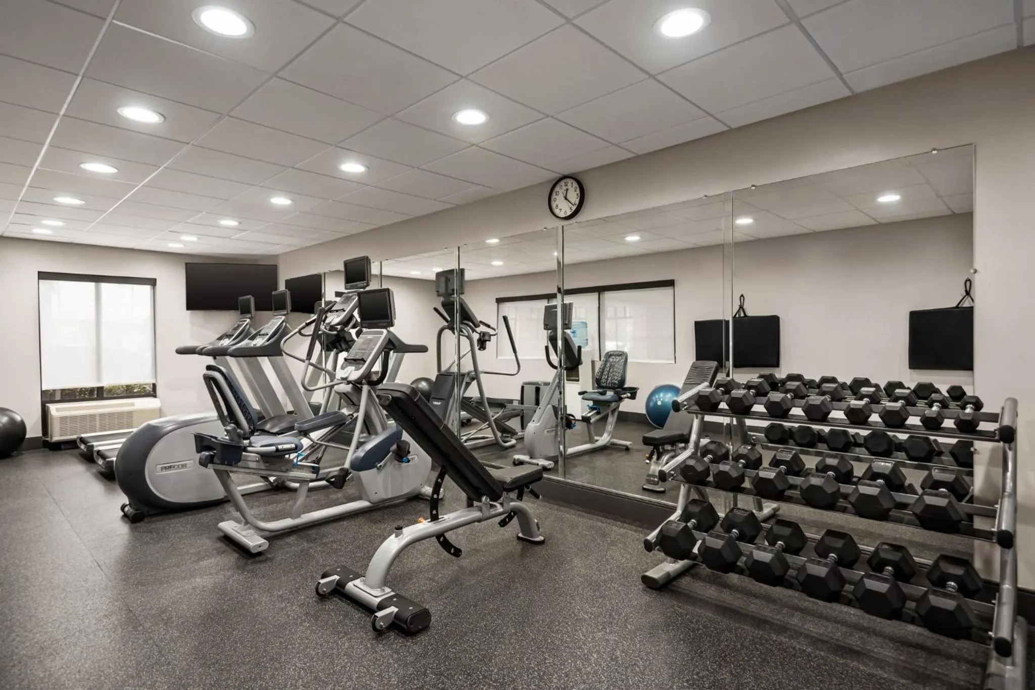 Spa and wellness centre/facilities in Holiday Inn Express Hotel & Suites McDonough by IHG