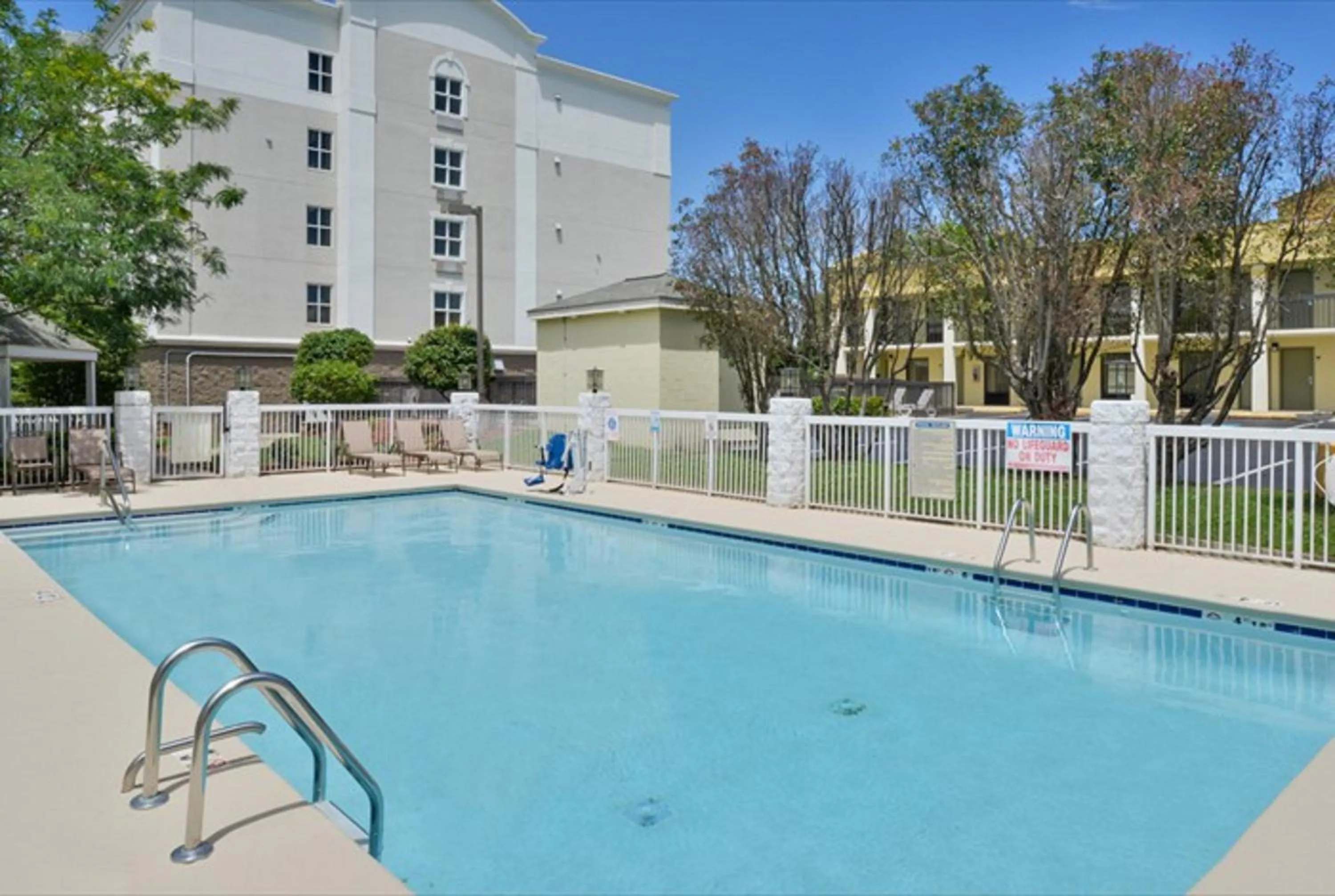 Swimming pool in Holiday Inn Express Hotel & Suites Mooresville - Lake Norman by IHG