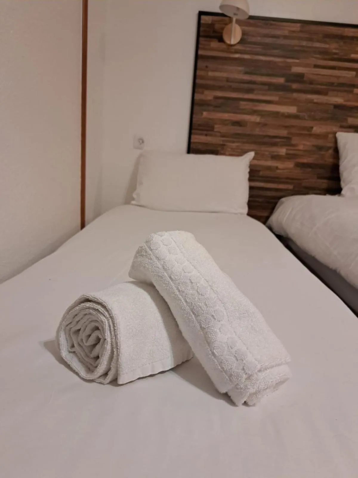 Bed in Resothel Group