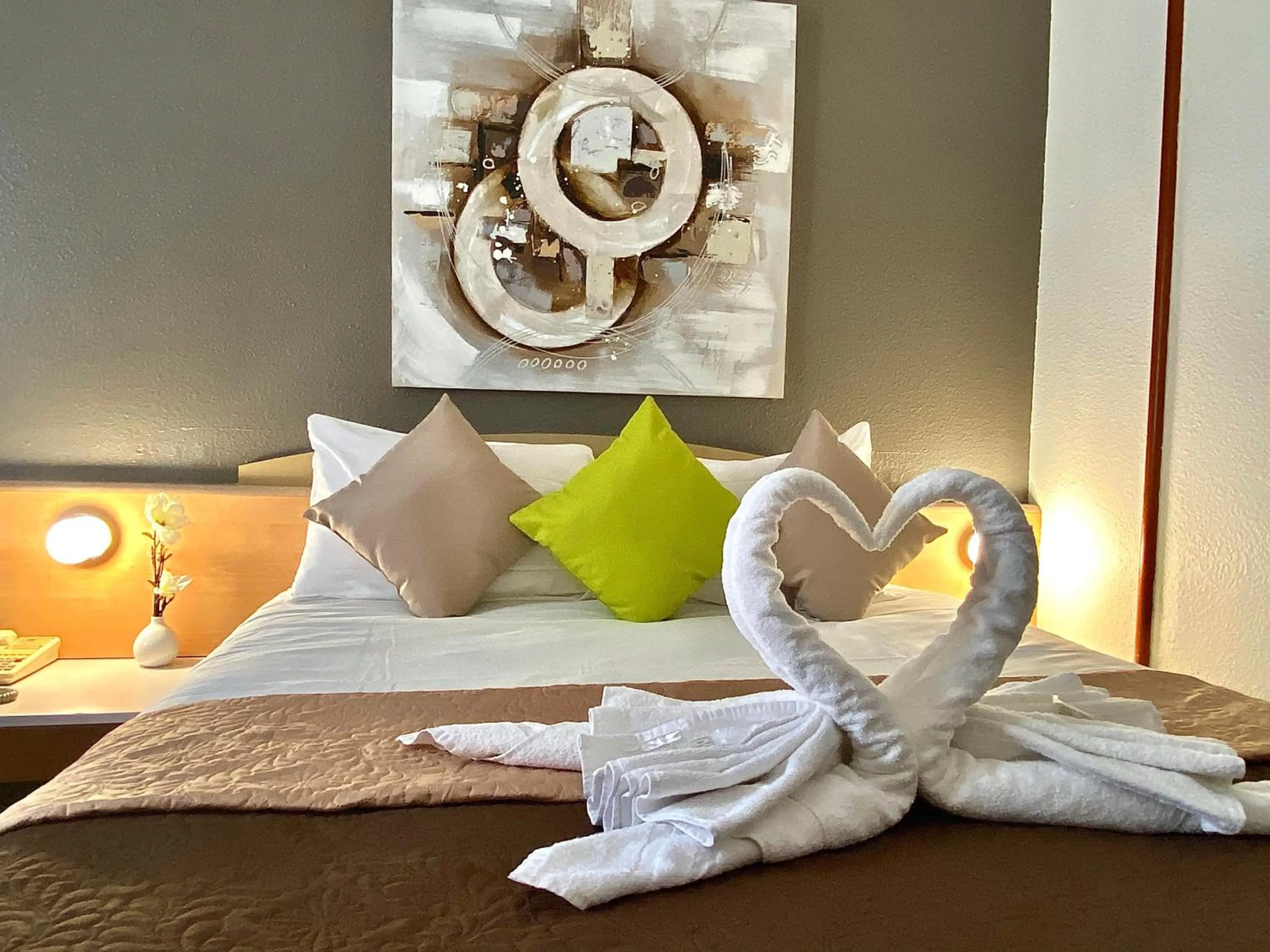 Decorative detail, Bed in Resothel Group