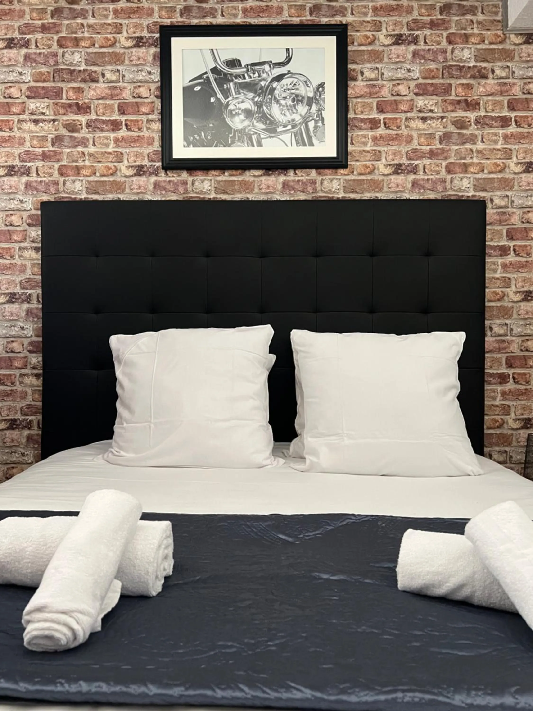 Bed in Resothel Group