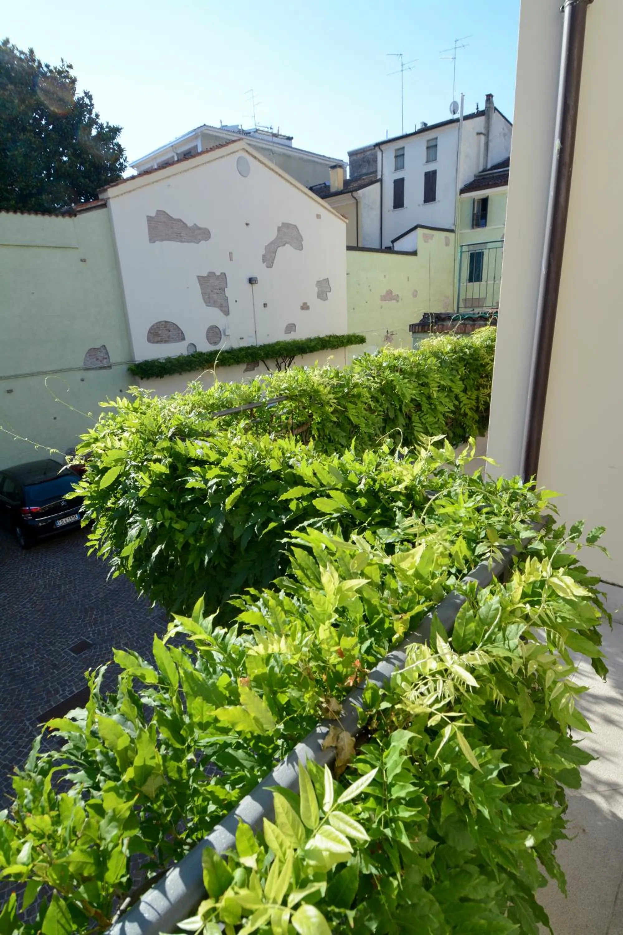 Landmark view in A Casa Dei Gonzaga, MantegnaHotels