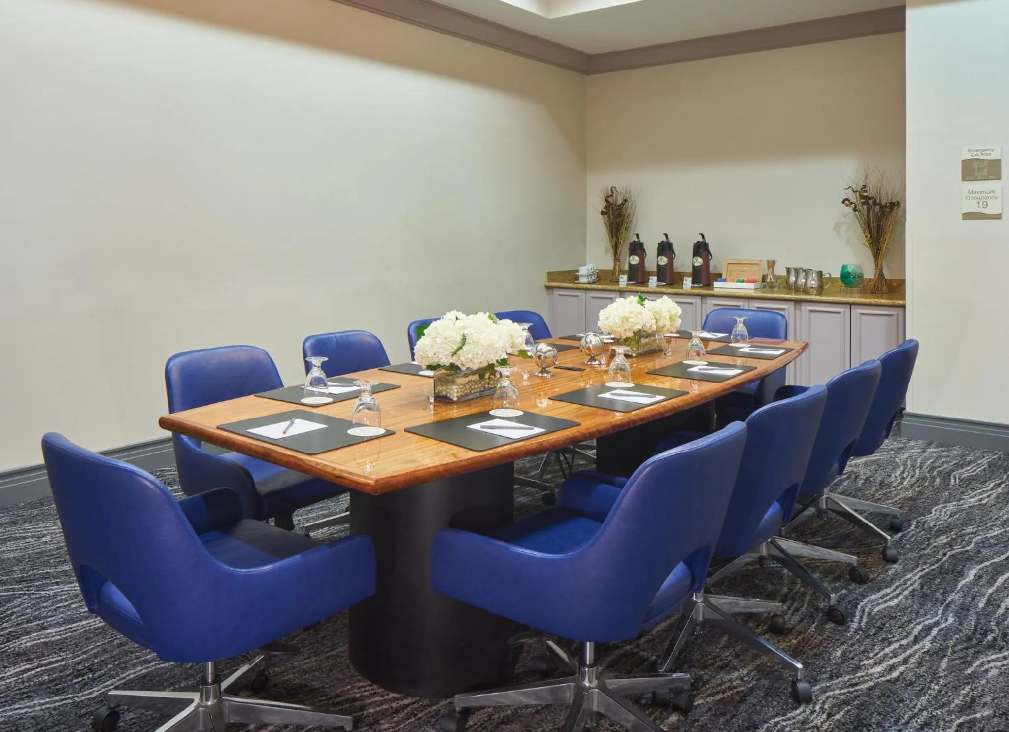 Meeting/conference room in Crowne Plaza Melbourne-Oceanfront by IHG