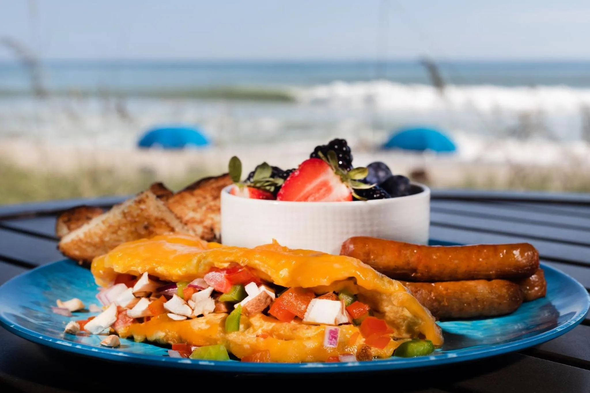 Restaurant/places to eat in Crowne Plaza Melbourne-Oceanfront by IHG