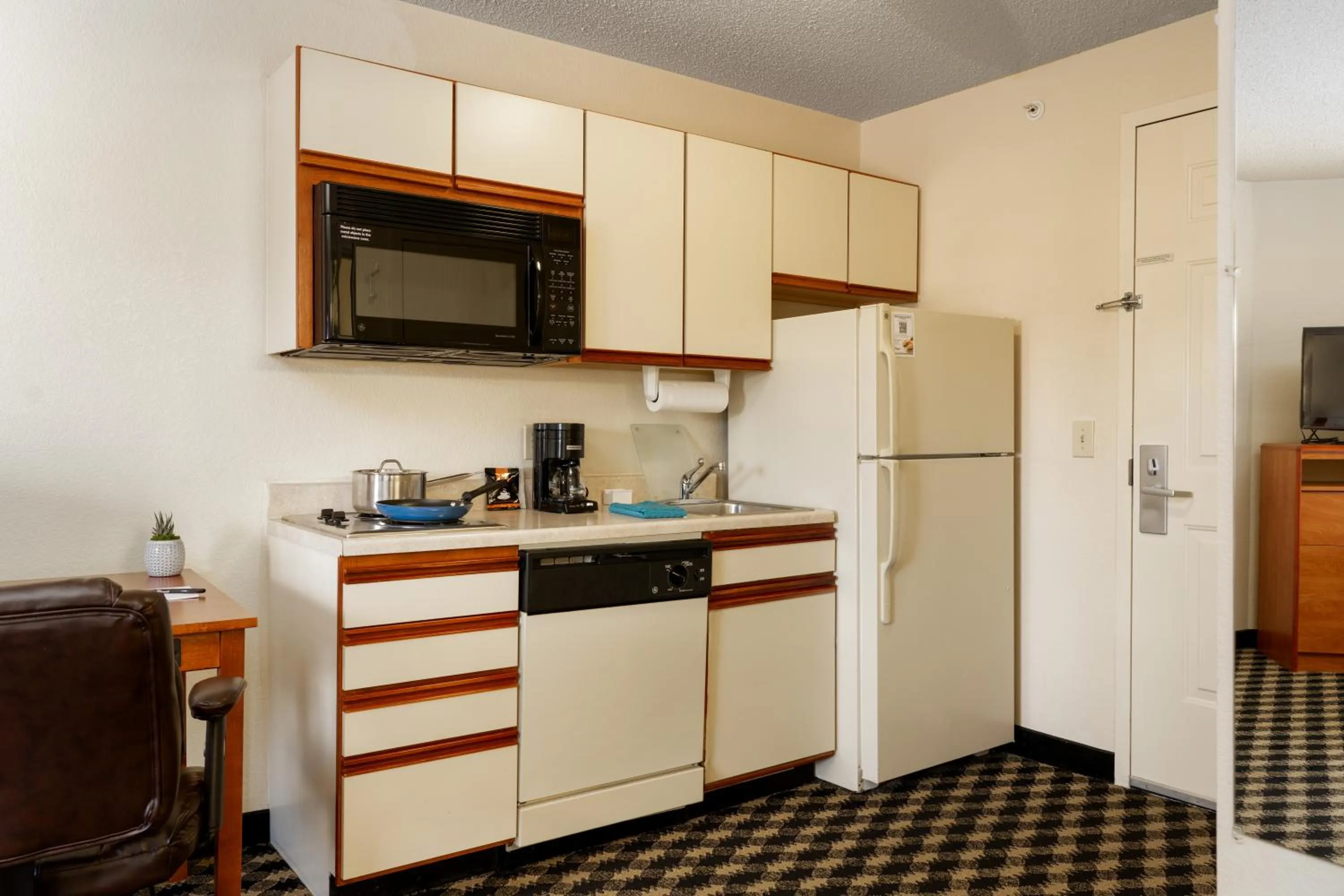 Studio - Disability Access in MCM Elegante Suites