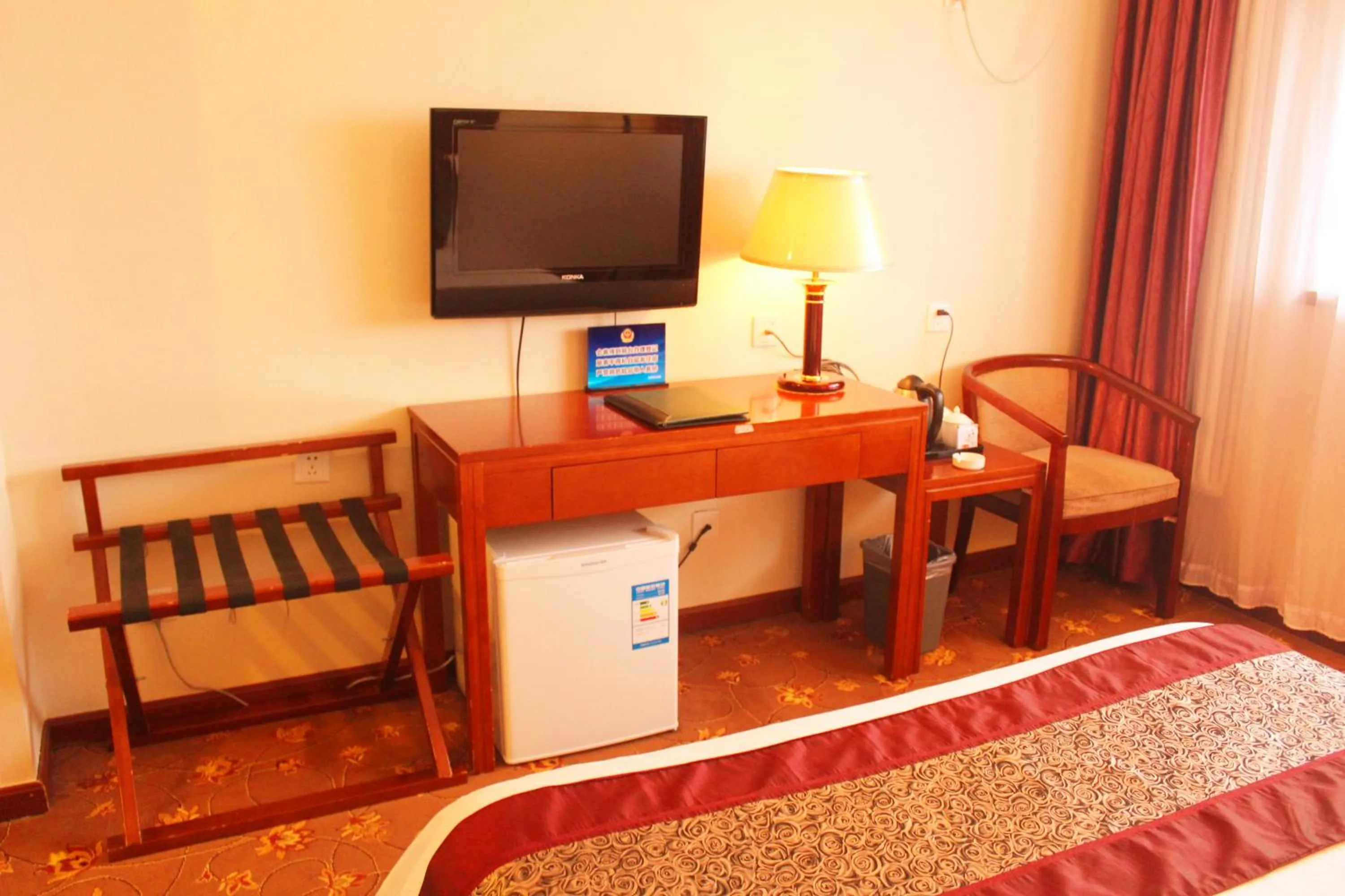TV and multimedia, Bed in King Parkview Hotel