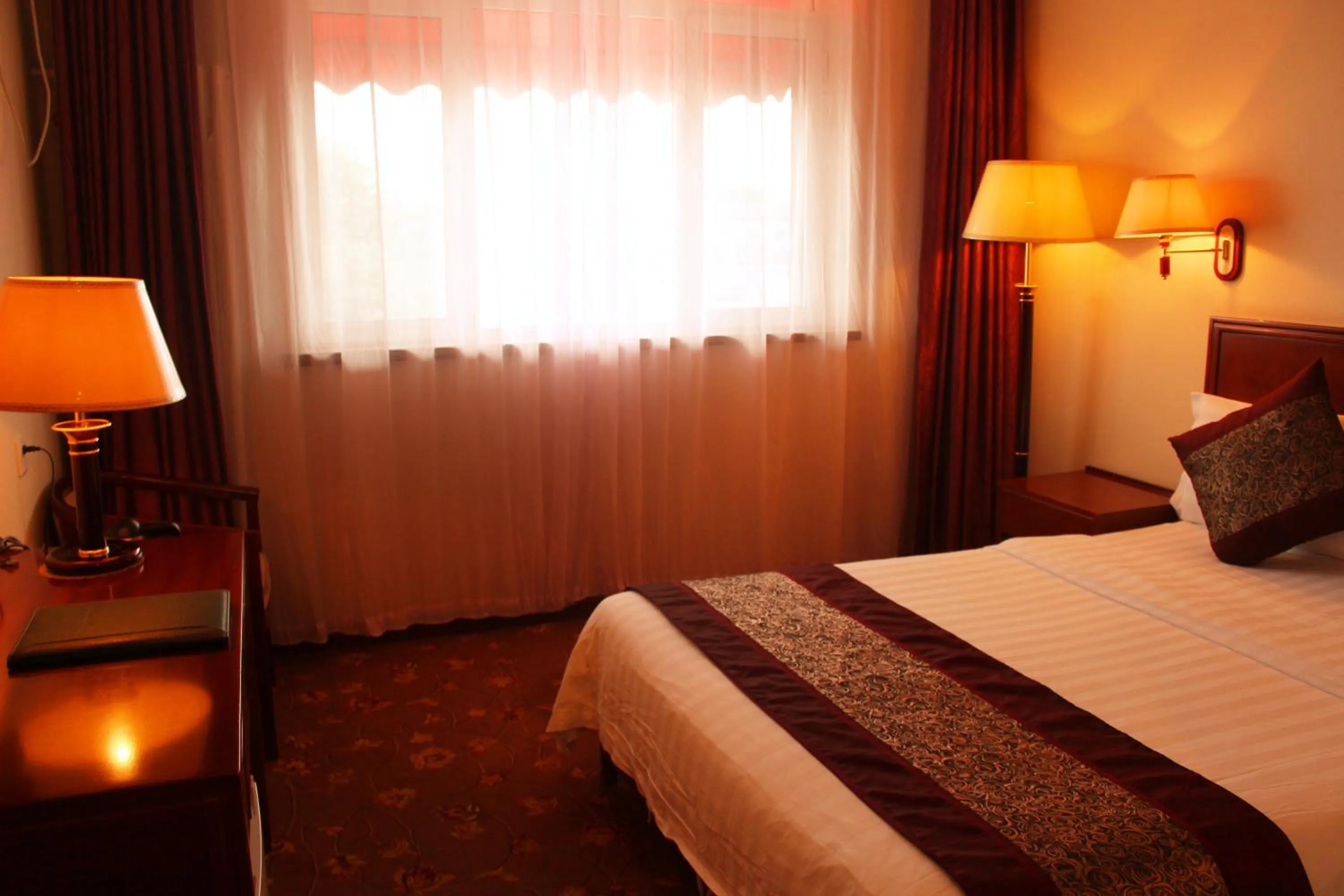 Bedroom, Bed in King Parkview Hotel