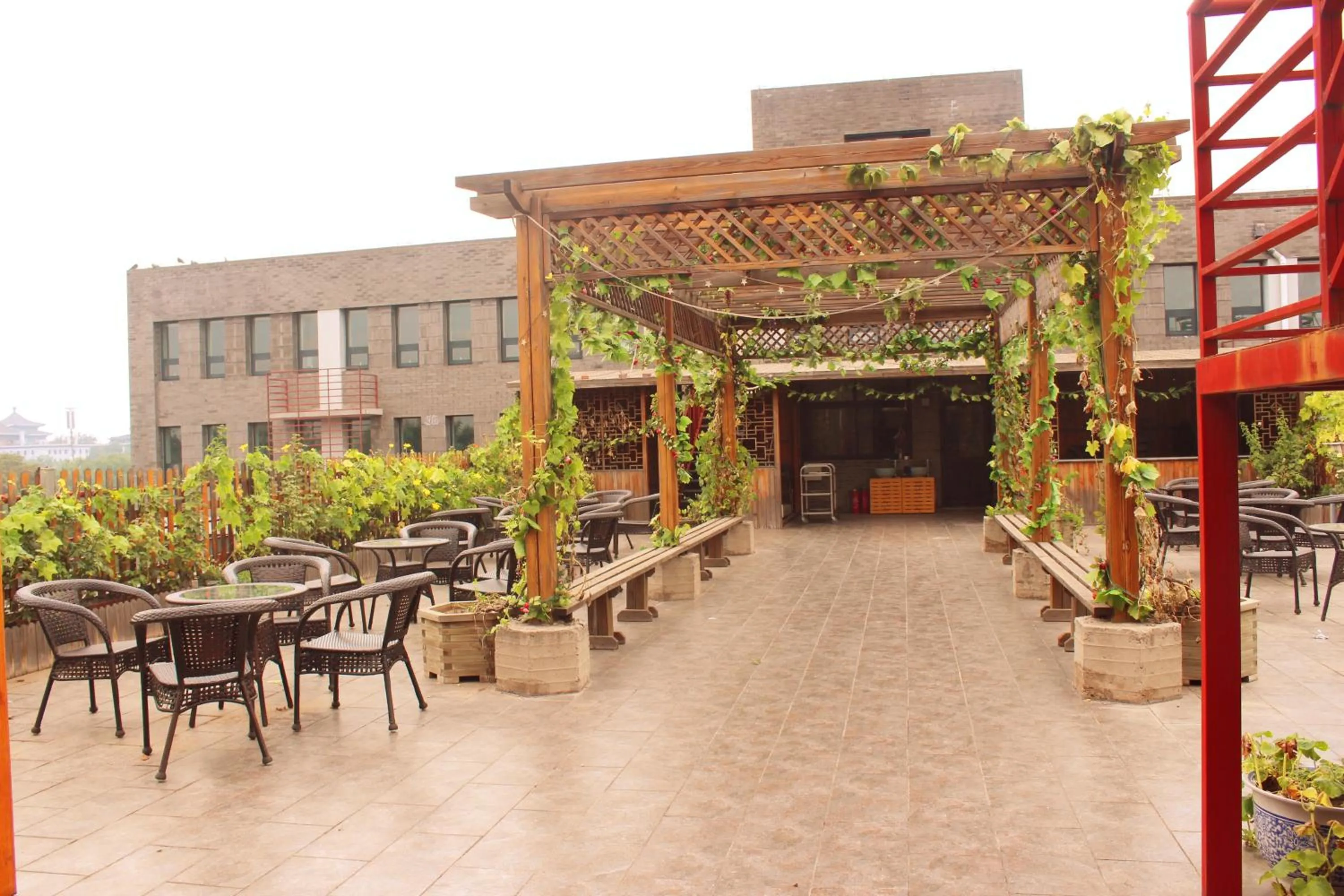 Patio in King Parkview Hotel