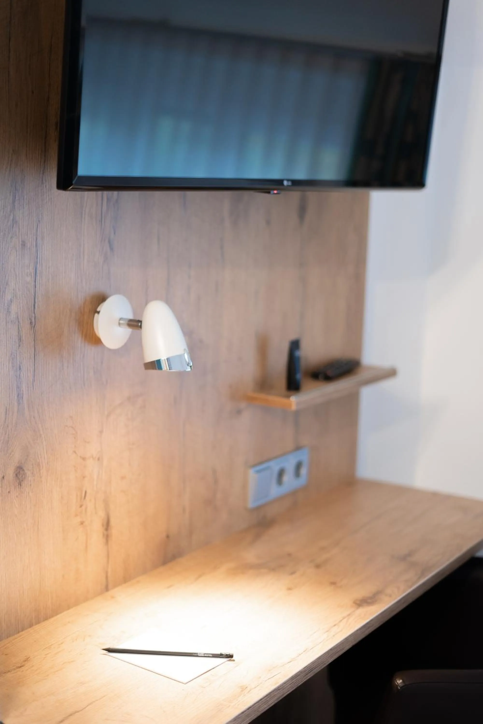 Staff in Taste Smart Hotel Backnang