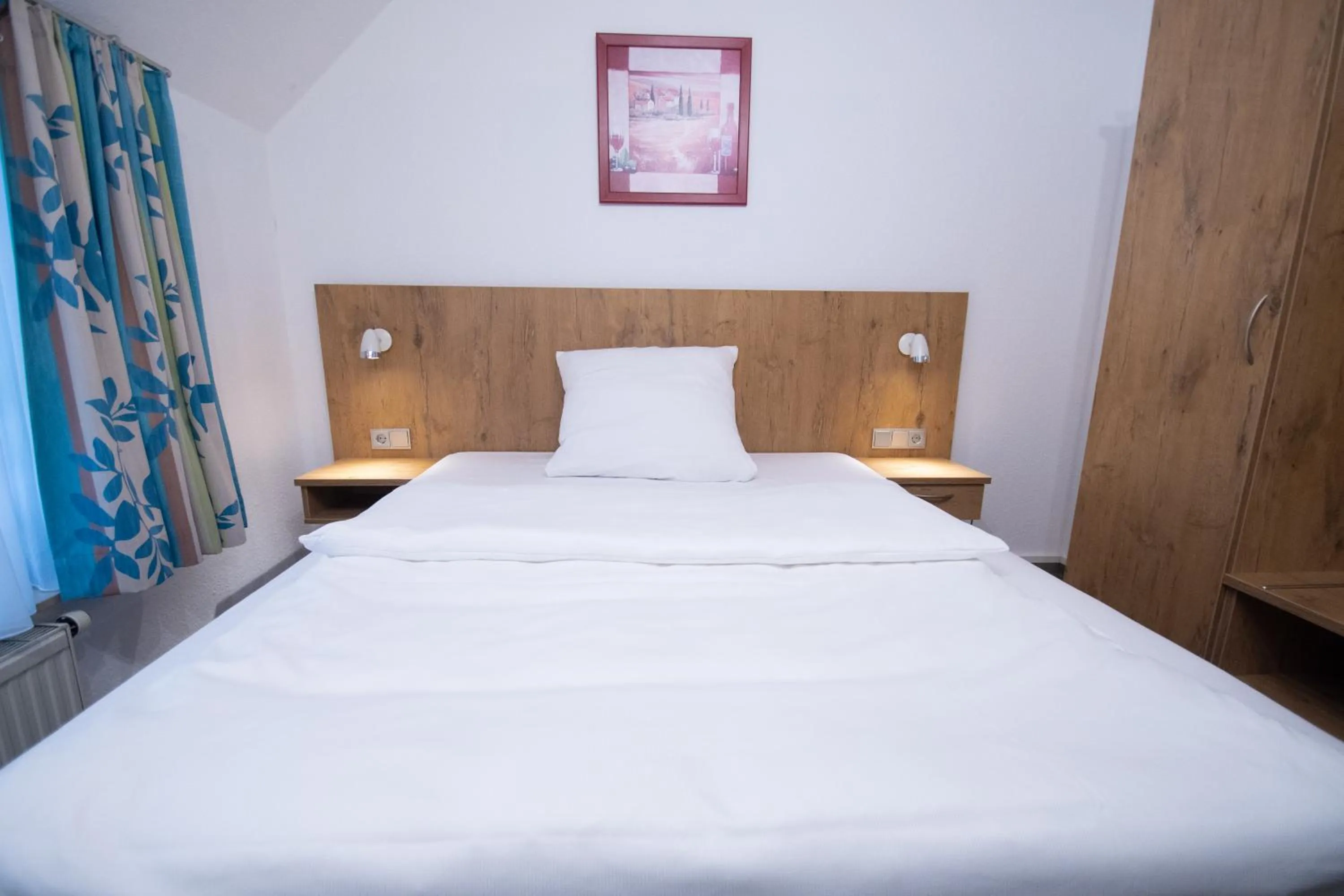 Photo of the whole room, Bed in Taste Smart Hotel Backnang