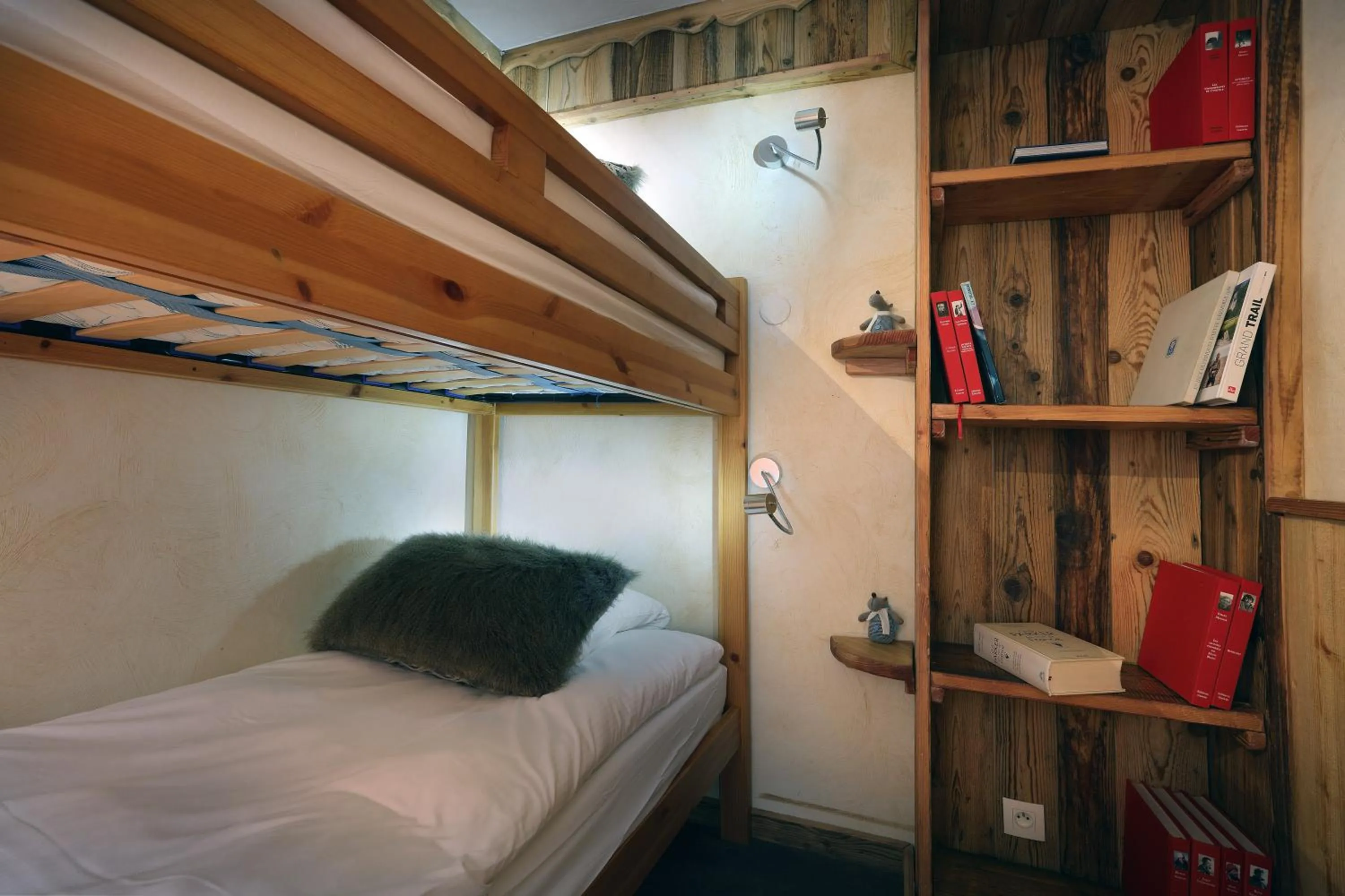 bunk bed, Bed in Hotel 3 Vallées Val Thorens
