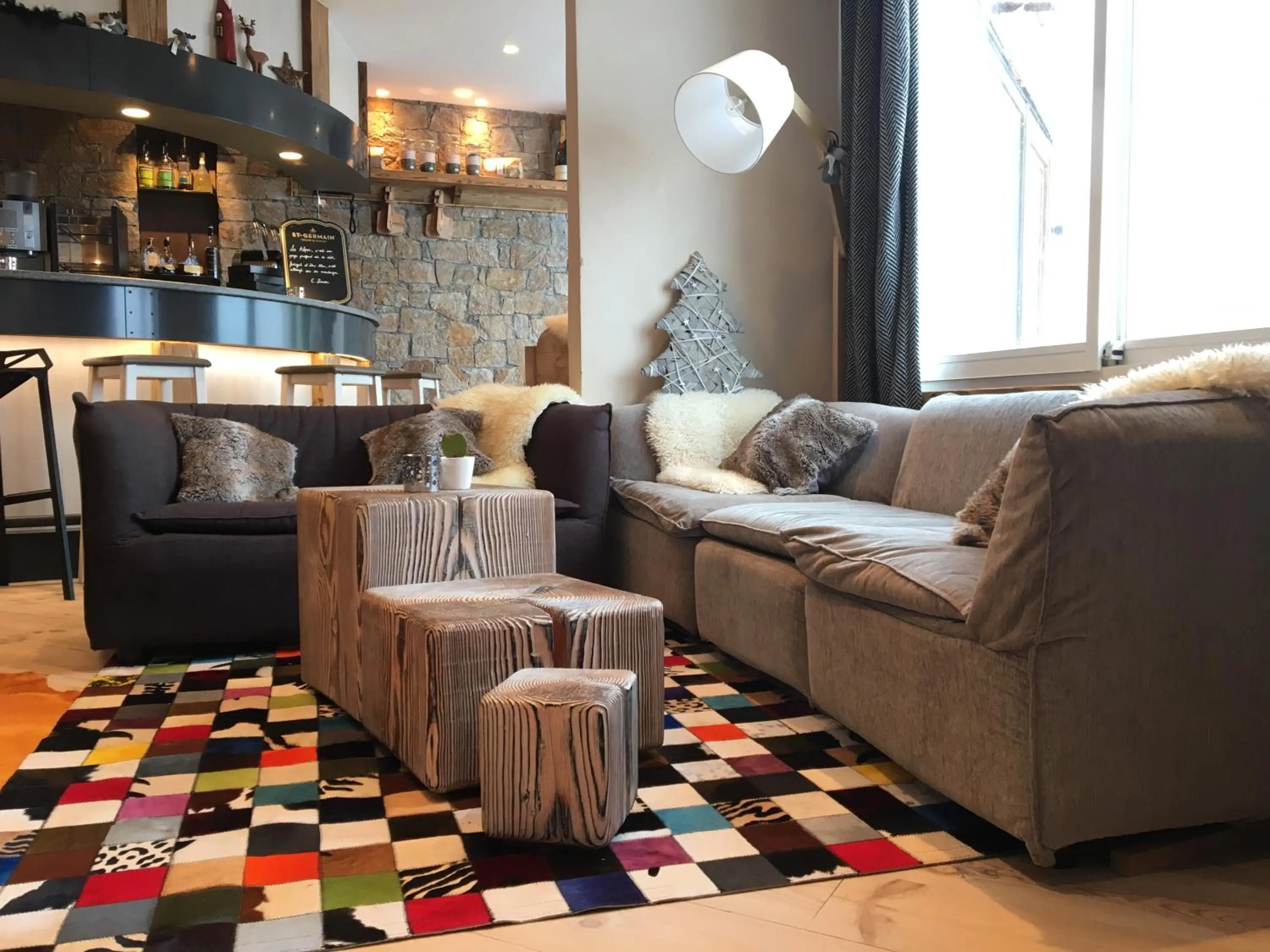 Lounge or bar in Hotel 3 Vallées Val Thorens