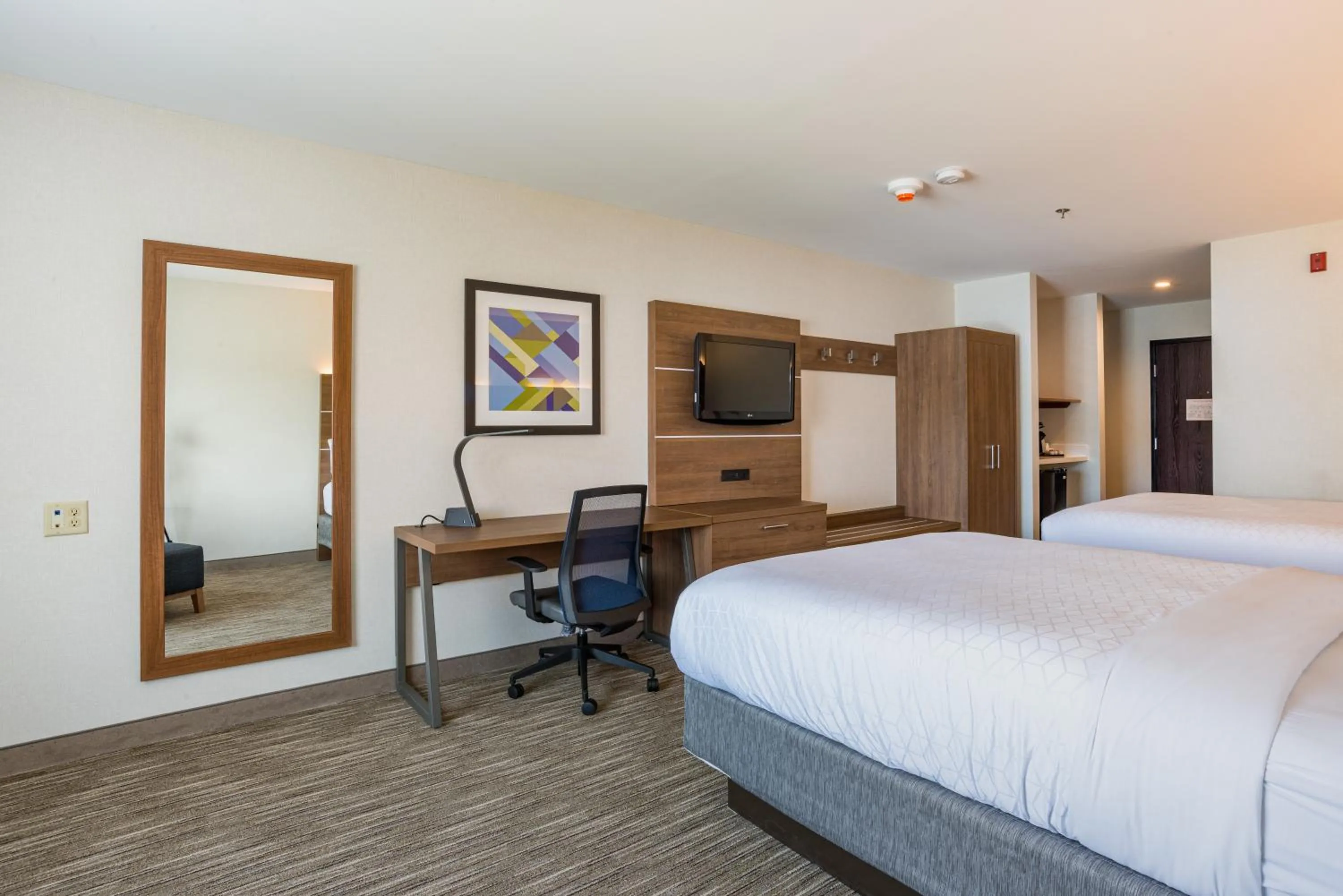 Photo of the whole room, Bed in Holiday Inn Express Hotel & Suites Swansea by IHG