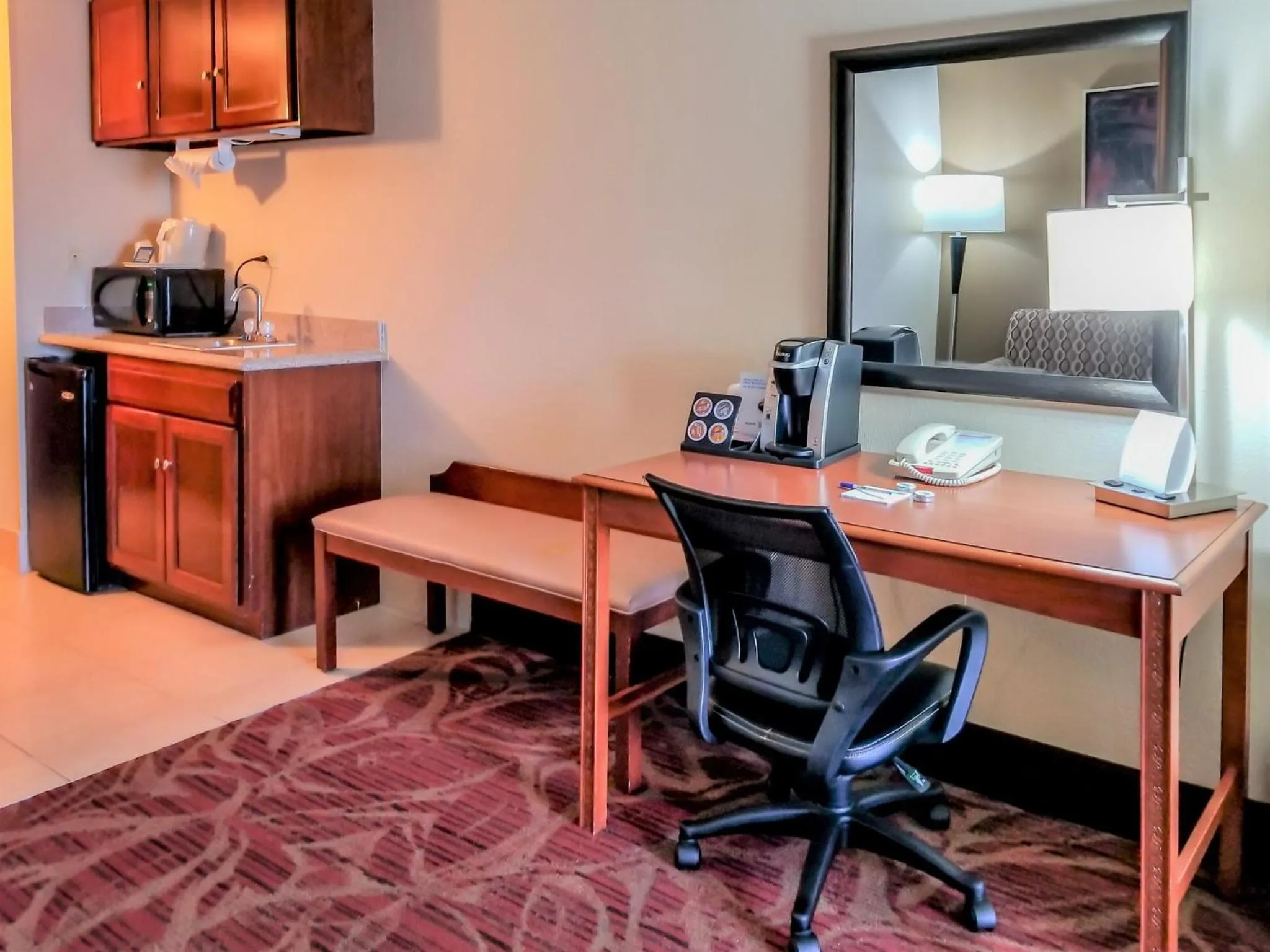 Photo of the whole room in Holiday Inn Express Hotel & Suites Orange City - Deltona by IHG