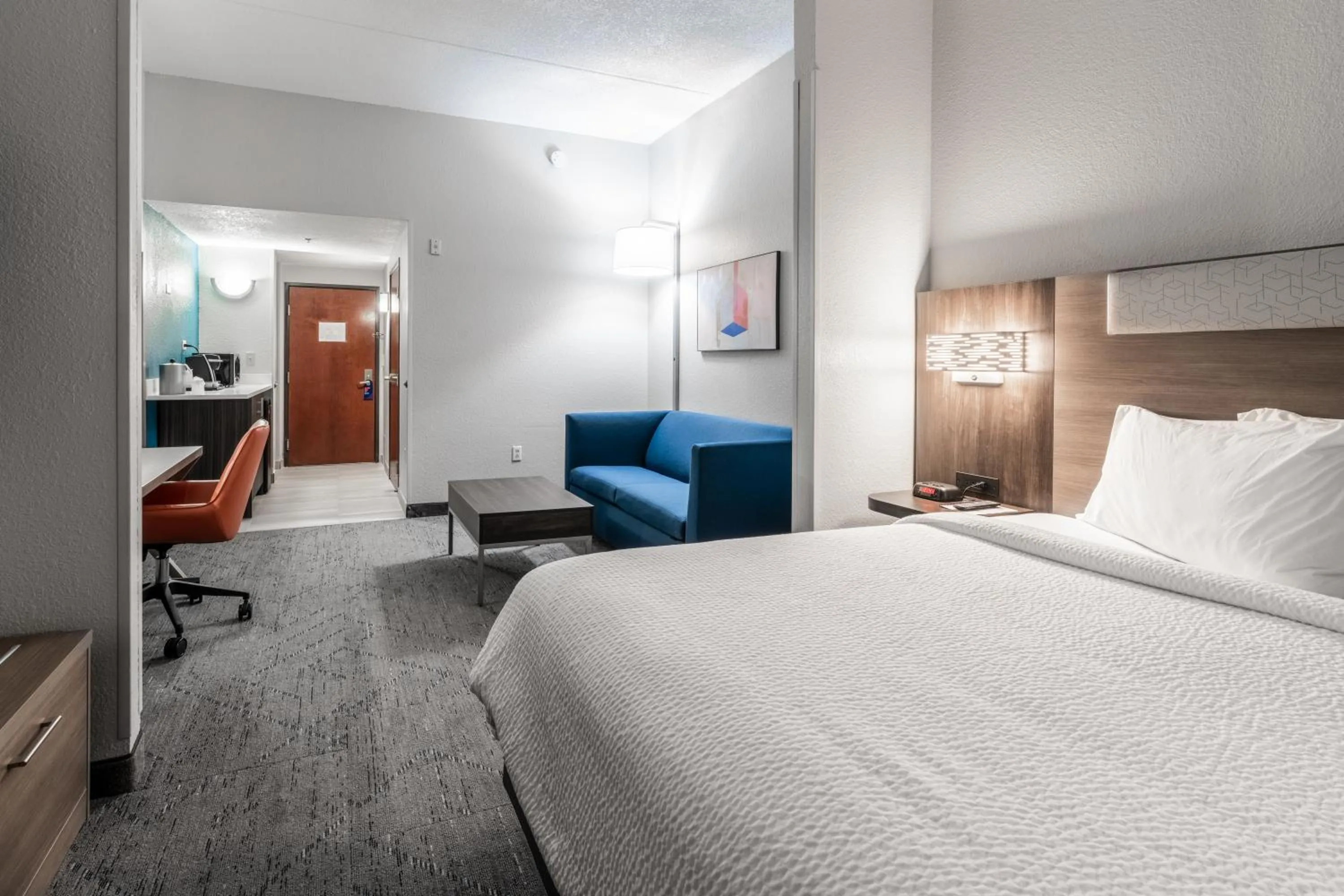 Bed in Holiday Inn Express Hotel & Suites Orange City - Deltona by IHG