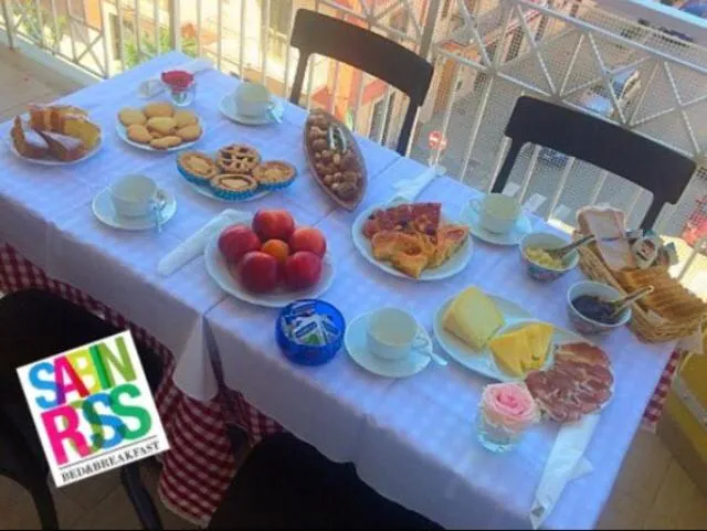 Italian breakfast in B&B Sabin Ross