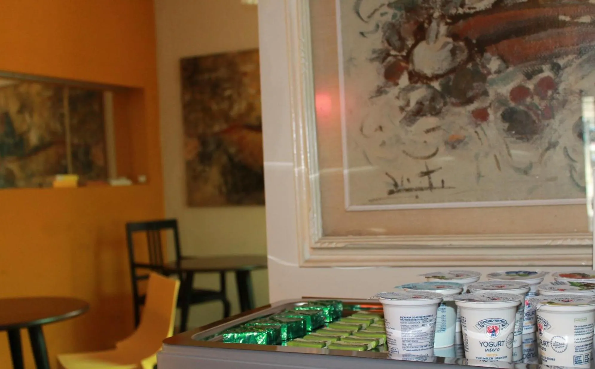 Breakfast in Hotel Touring