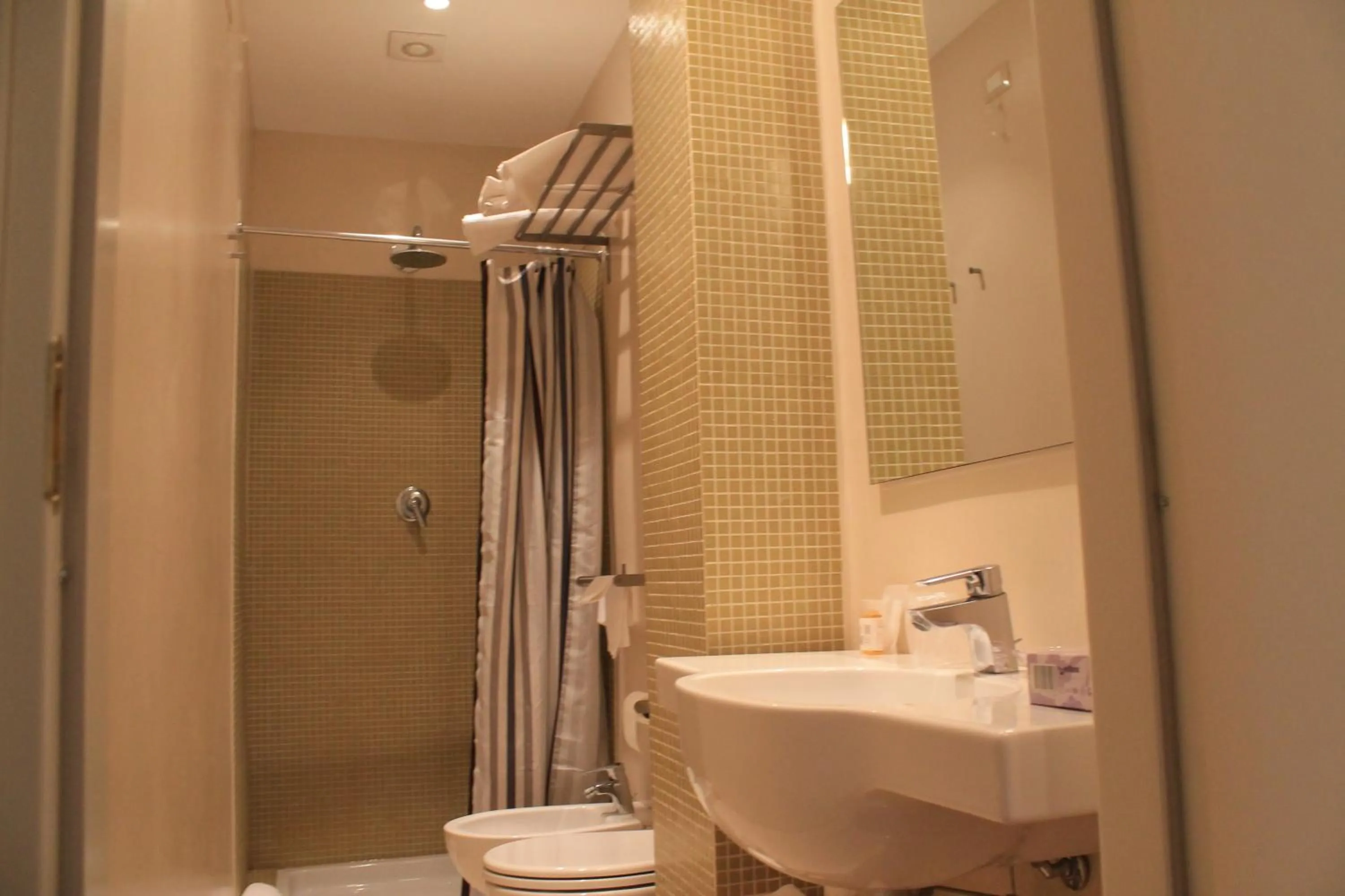 Bathroom in Hotel Touring