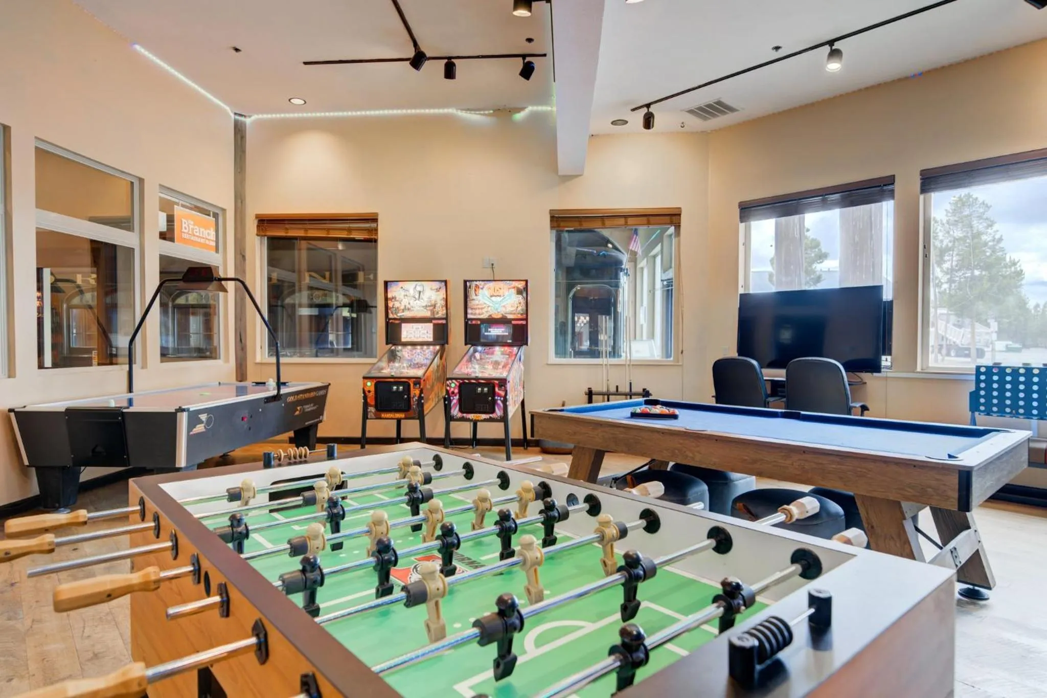 Game Room in Holiday Inn West Yellowstone by IHG