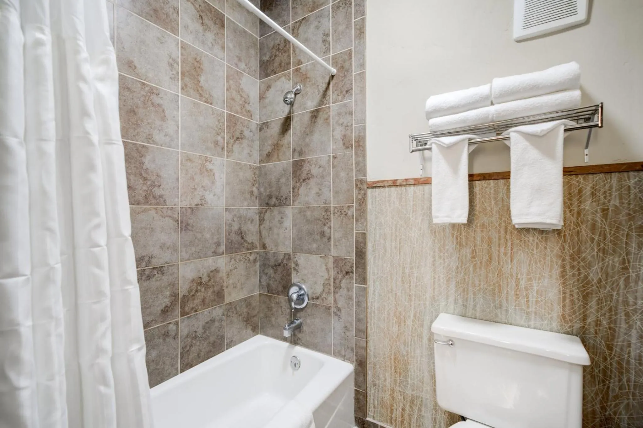 Bathroom in Holiday Inn West Yellowstone by IHG