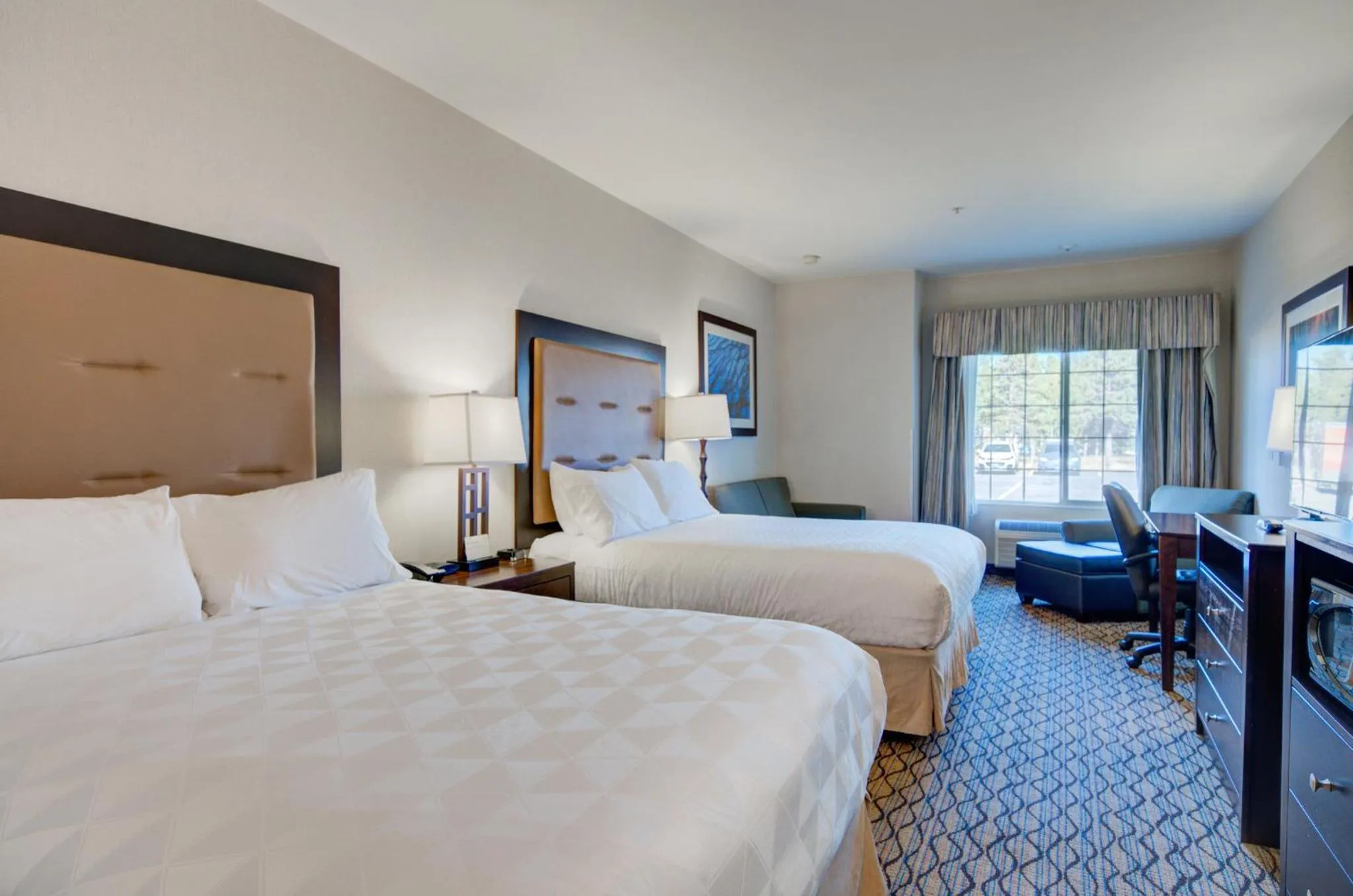 Photo of the whole room, Bed in Holiday Inn West Yellowstone by IHG