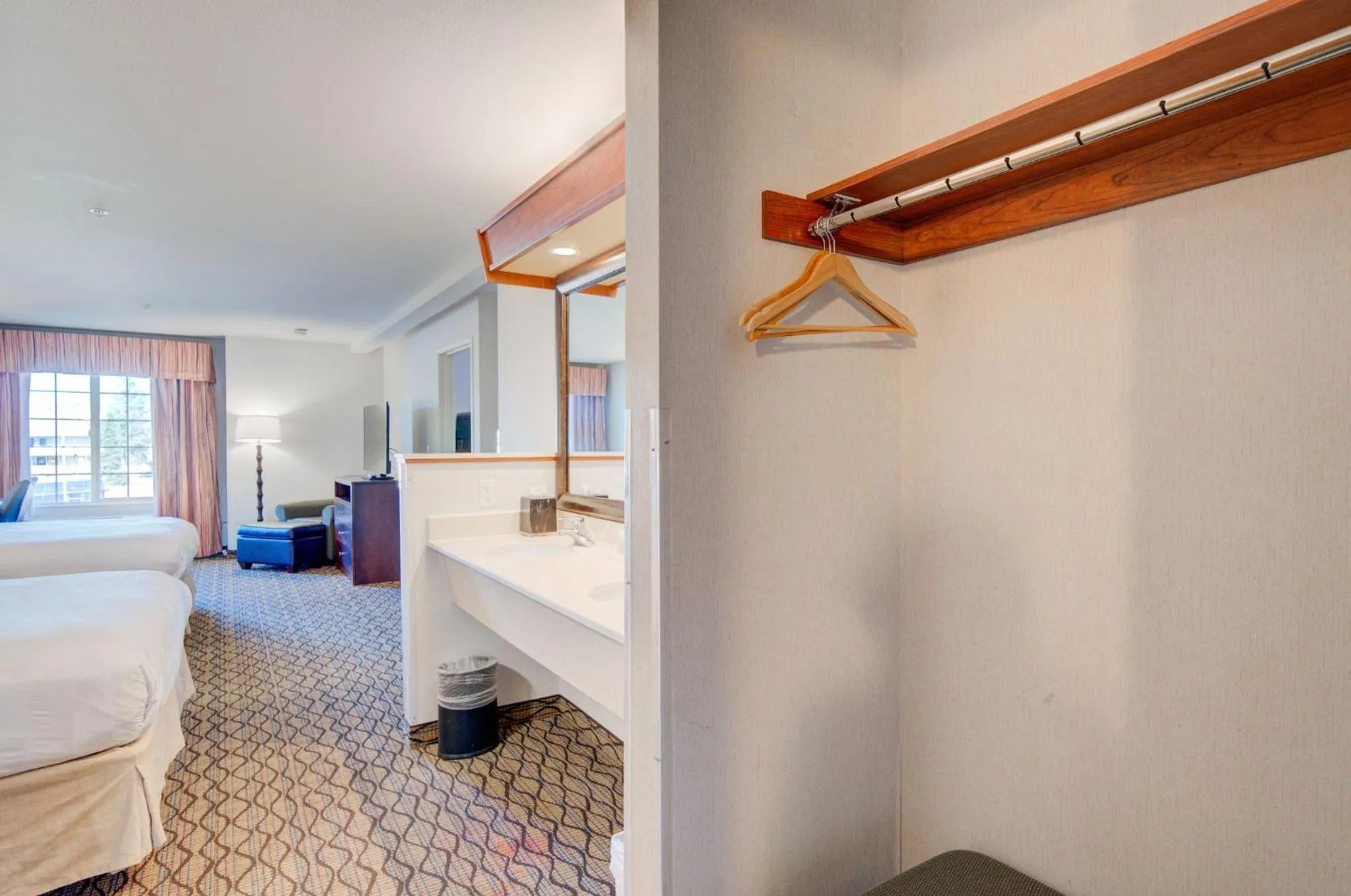 Photo of the whole room, Bed in Holiday Inn West Yellowstone by IHG