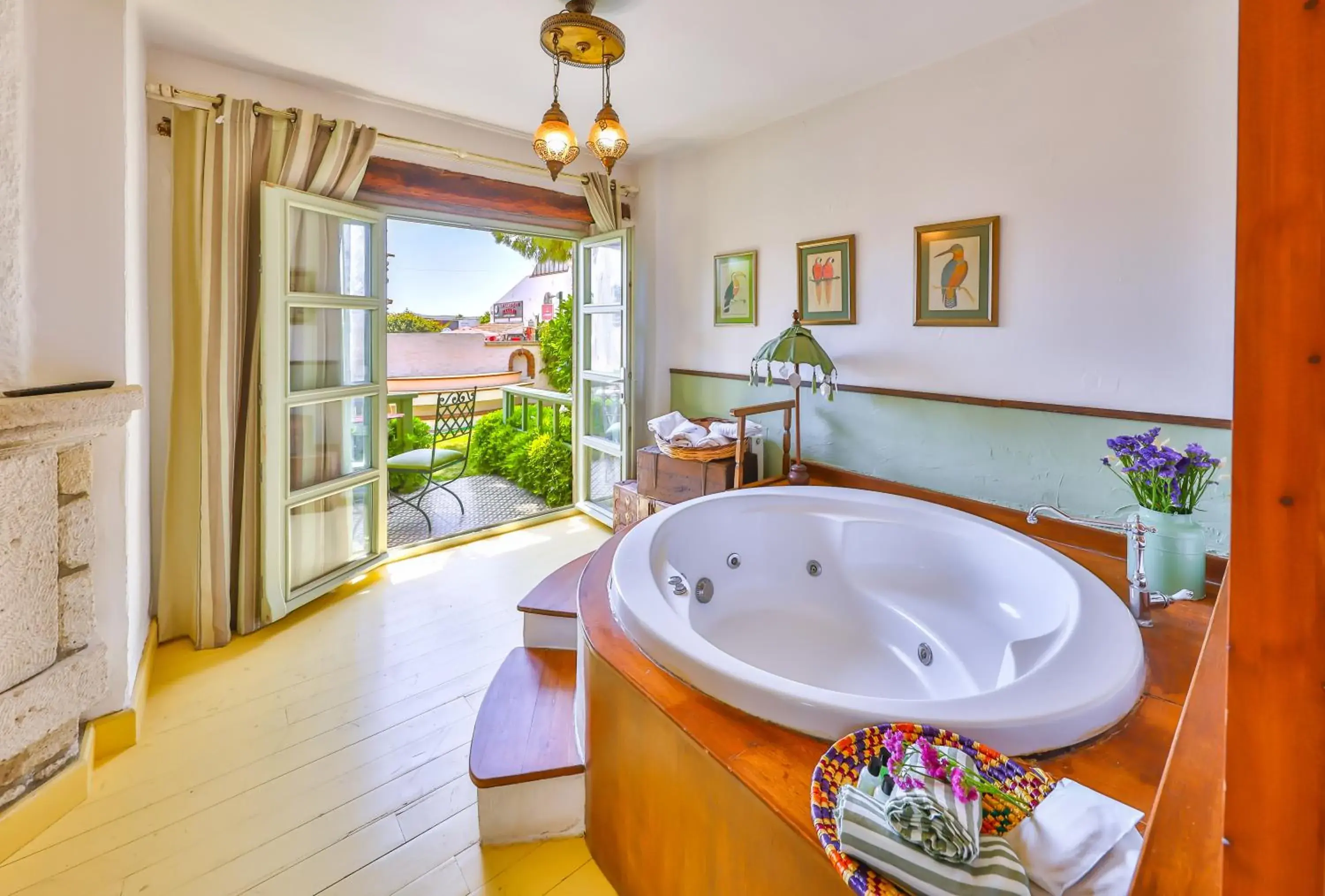 Deluxe Suite with Garden, Terrace, Fireplace & Jakuzzi in Palas Alaçatı - Adult Only Deluxe Suite with Garden, Terrace, Fireplace & Jakuzzi in Palas Alaçatı - Adult Only