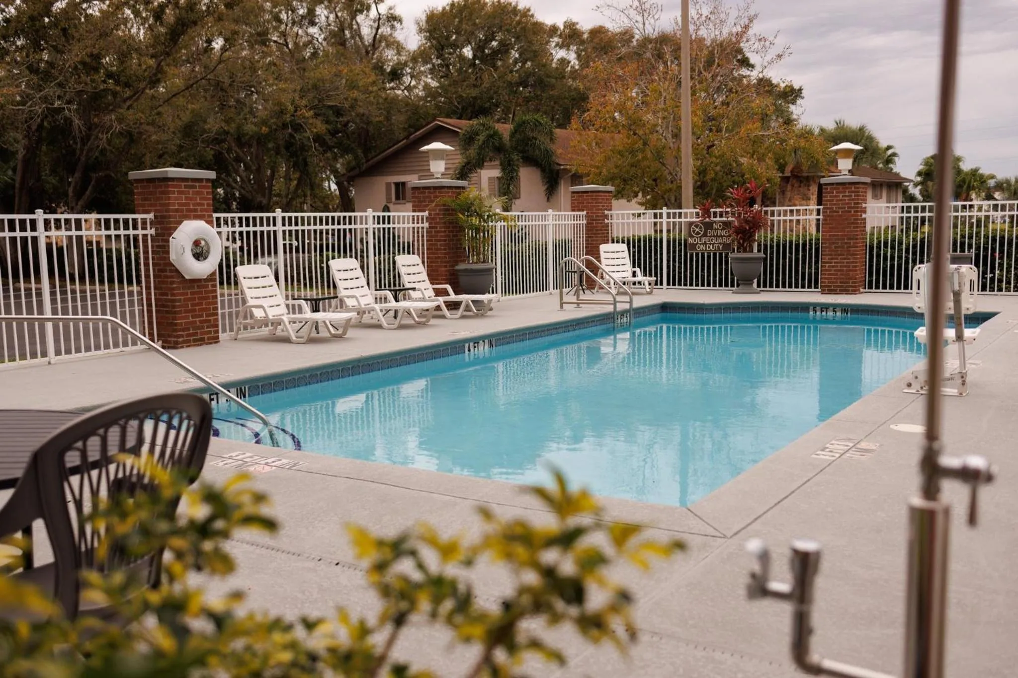 Swimming pool in Holiday Inn Winter Haven by IHG