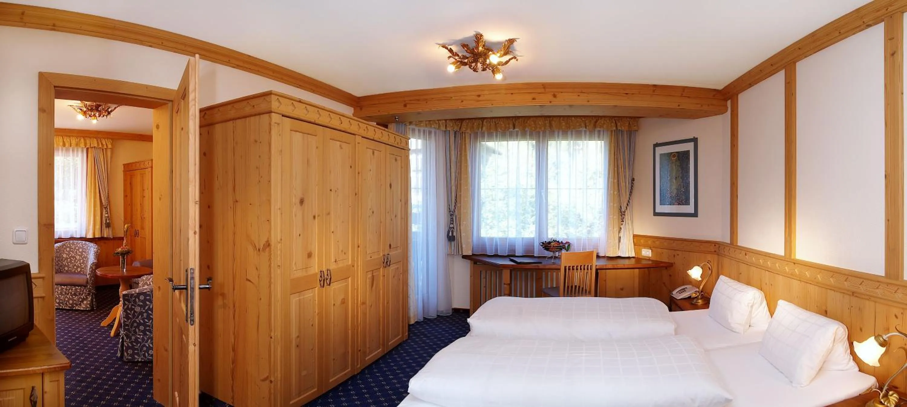 Photo of the whole room, Bed in Hotel Alpenhof Kristall