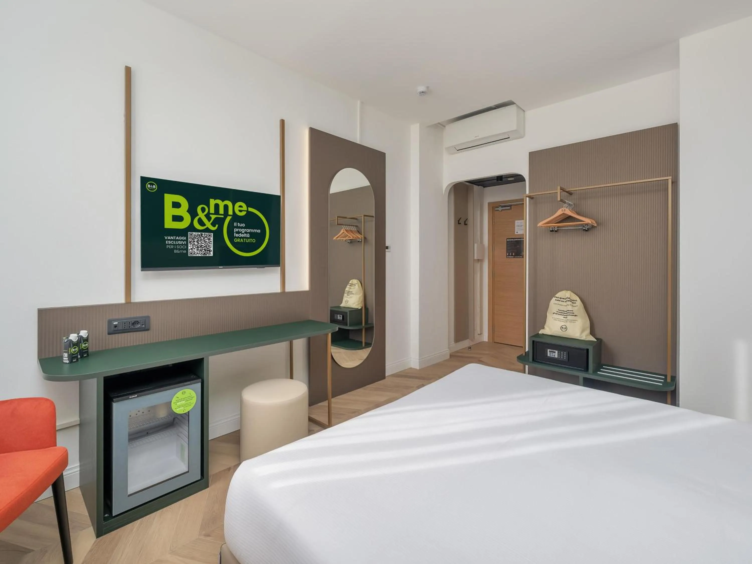 Photo of the whole room, Bed in B&B HOTEL Calenzano First