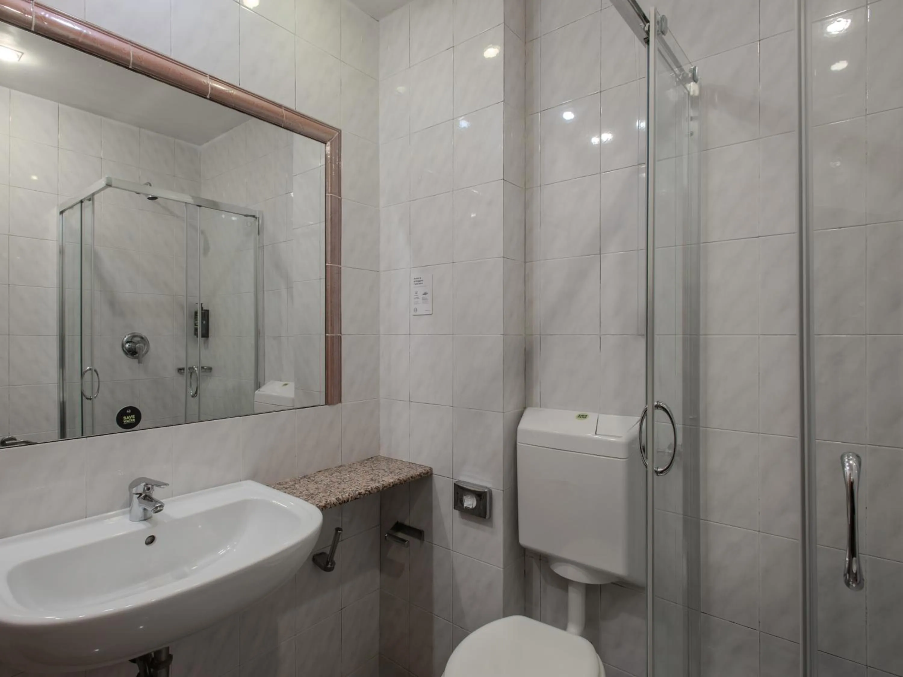 Bathroom in B&B HOTEL Calenzano First