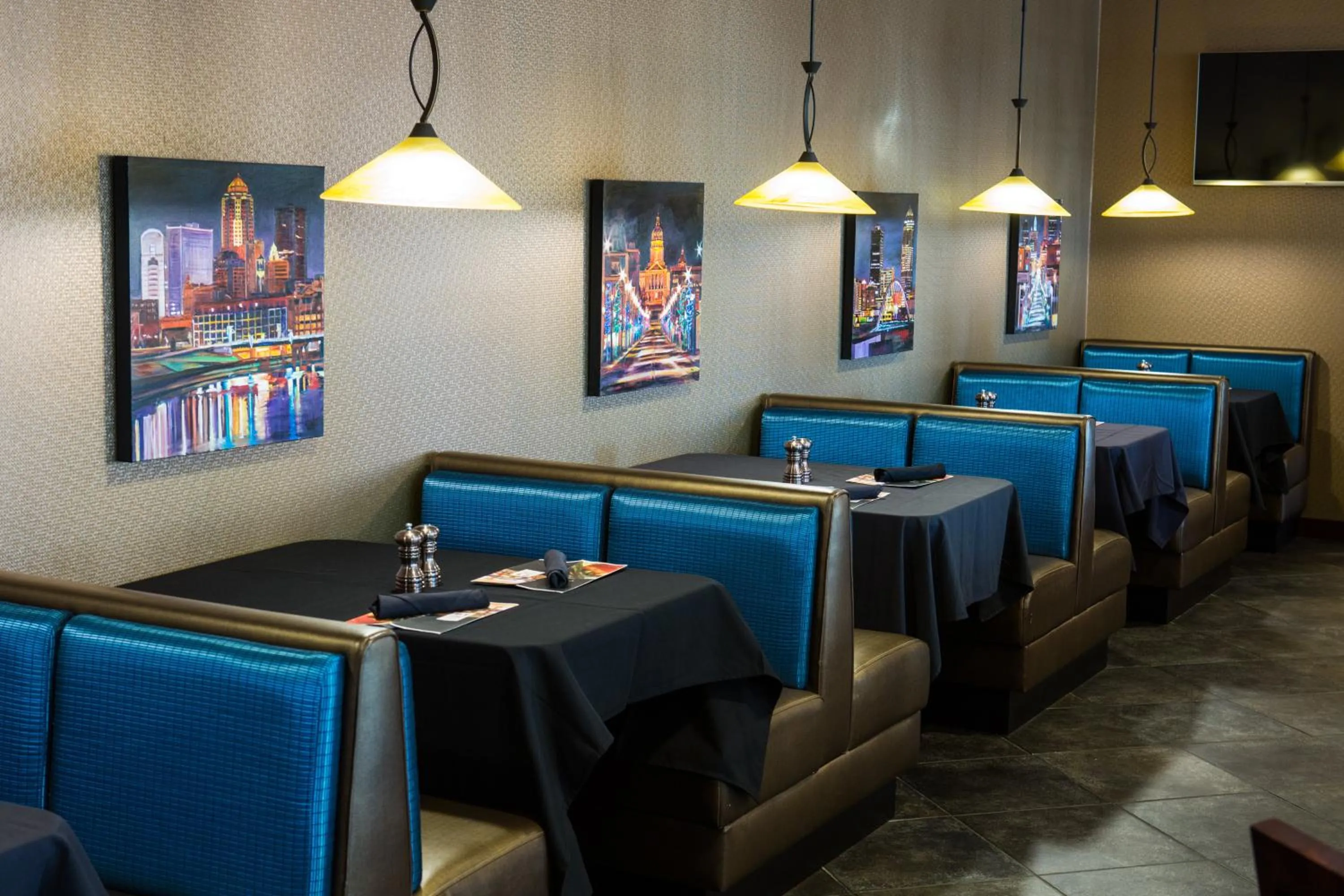 Breakfast in Holiday Inn Des Moines-Downtown-Mercy Campus by IHG