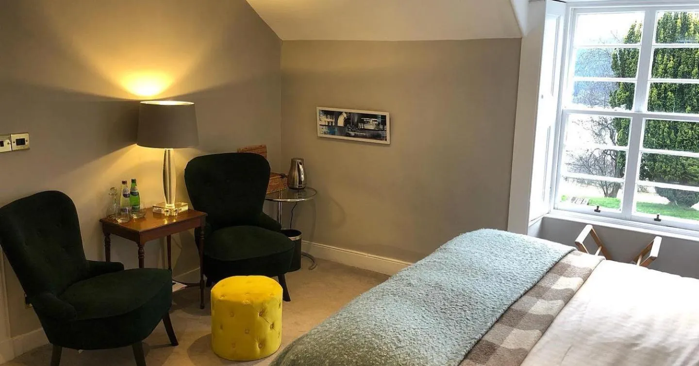 Bed in The Inn at Loch Tummel