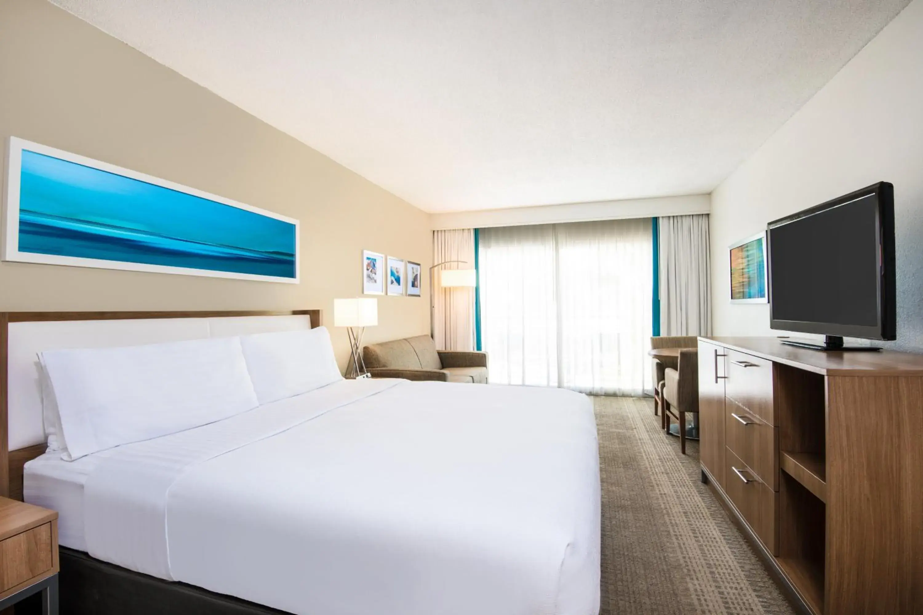 Standard Room in Holiday Inn Resort Aruba - Beach Resort & Casino by IHG Standard Room in Holiday Inn Resort Aruba - Beach Resort & Casino by IHG
