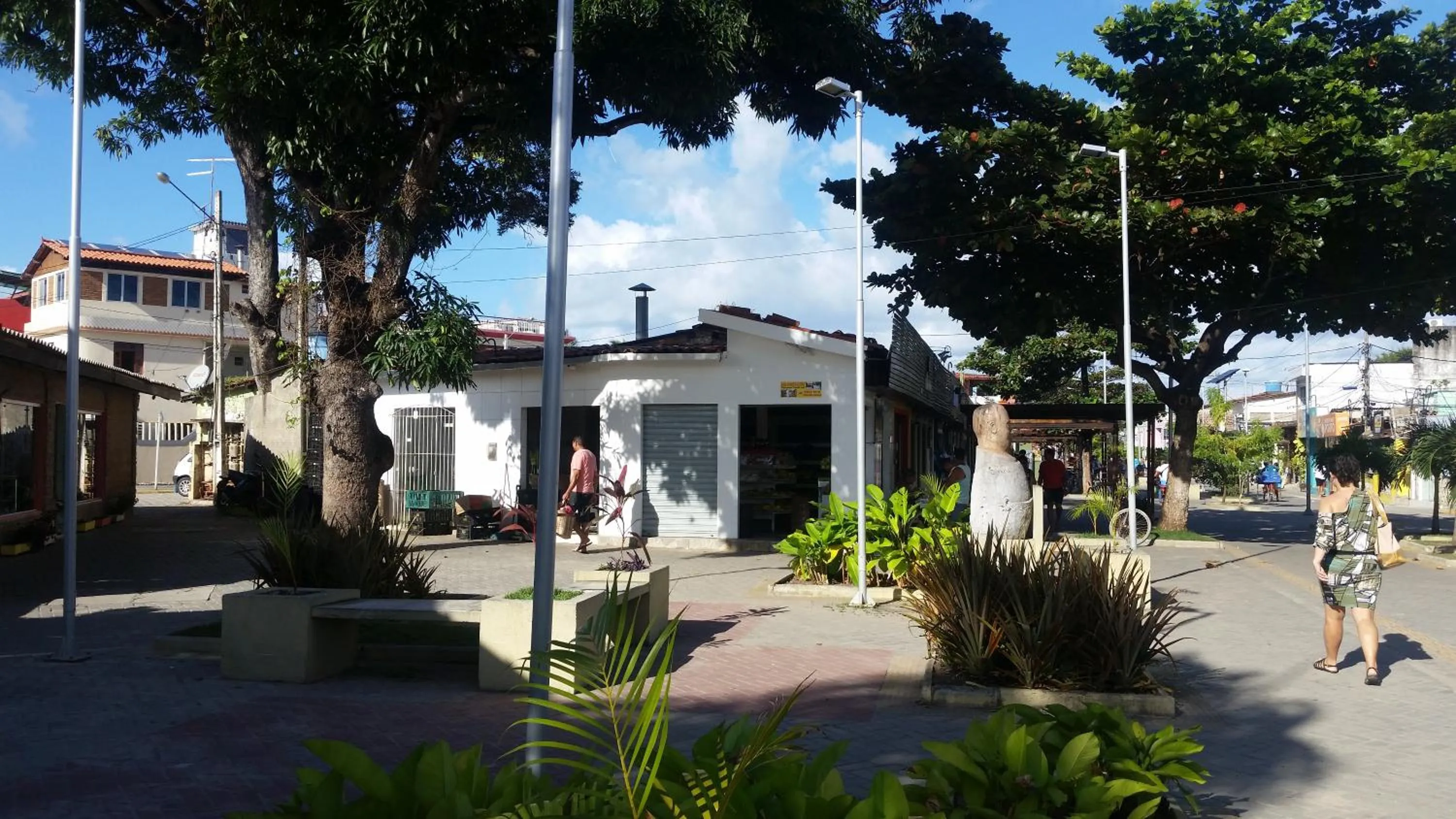 Restaurant/places to eat in Mandakaru Residence Flats