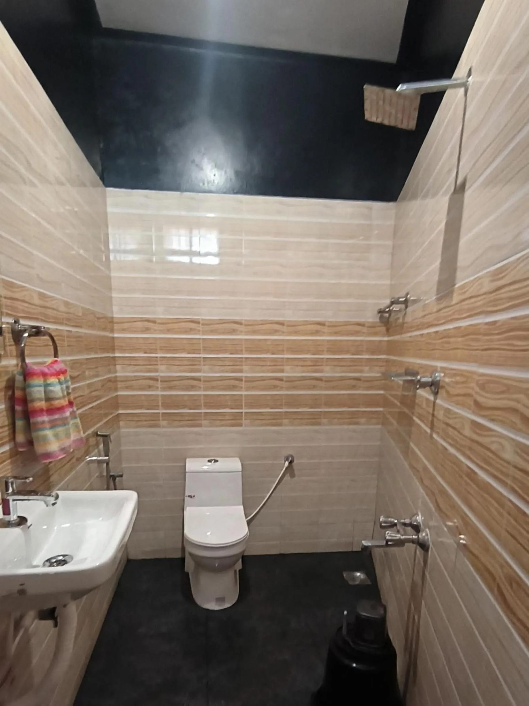 Bathroom in Mad about Coco Yoga & Beach Retreat