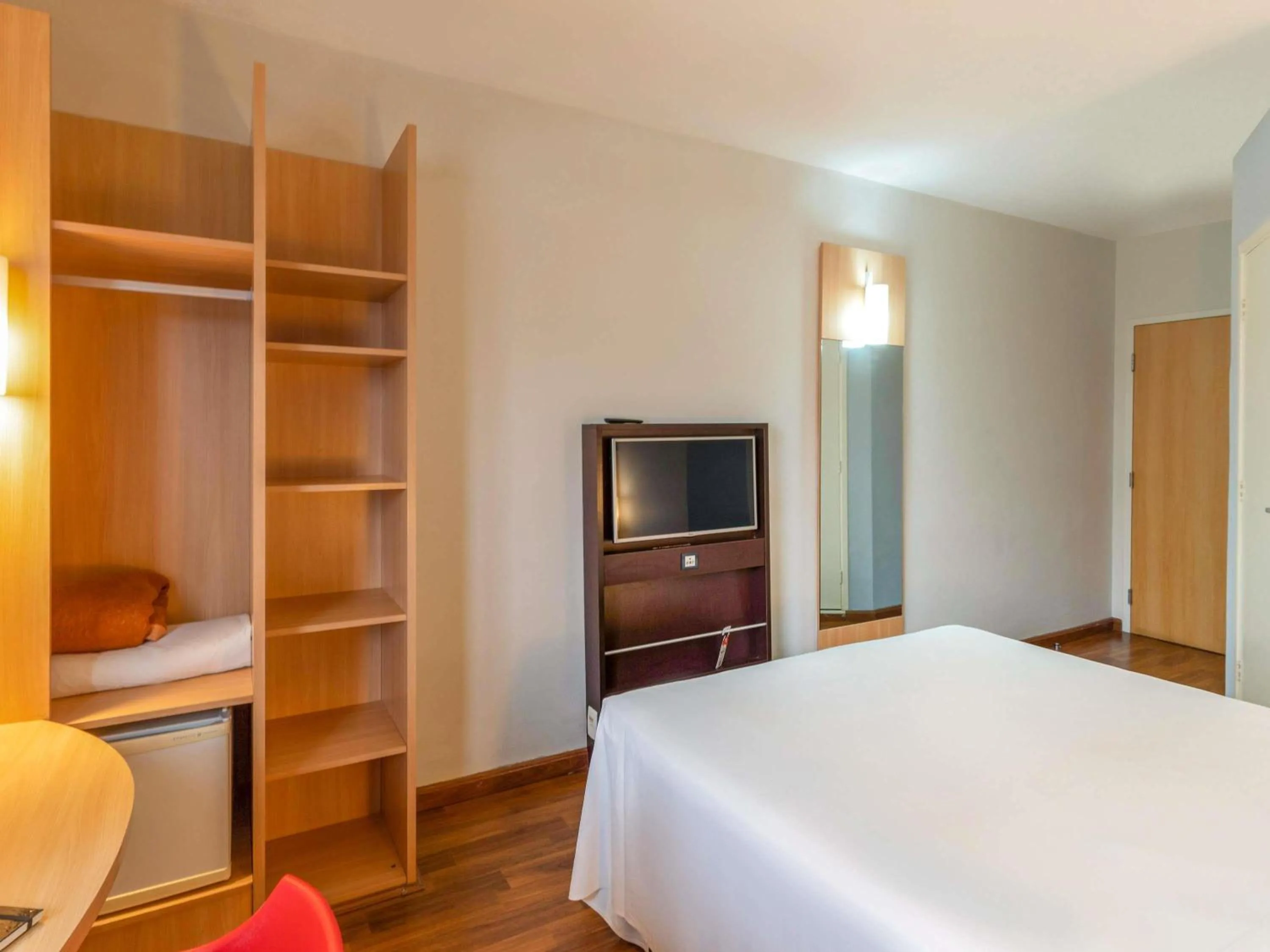 Bedroom, Bed in ibis Piracicaba