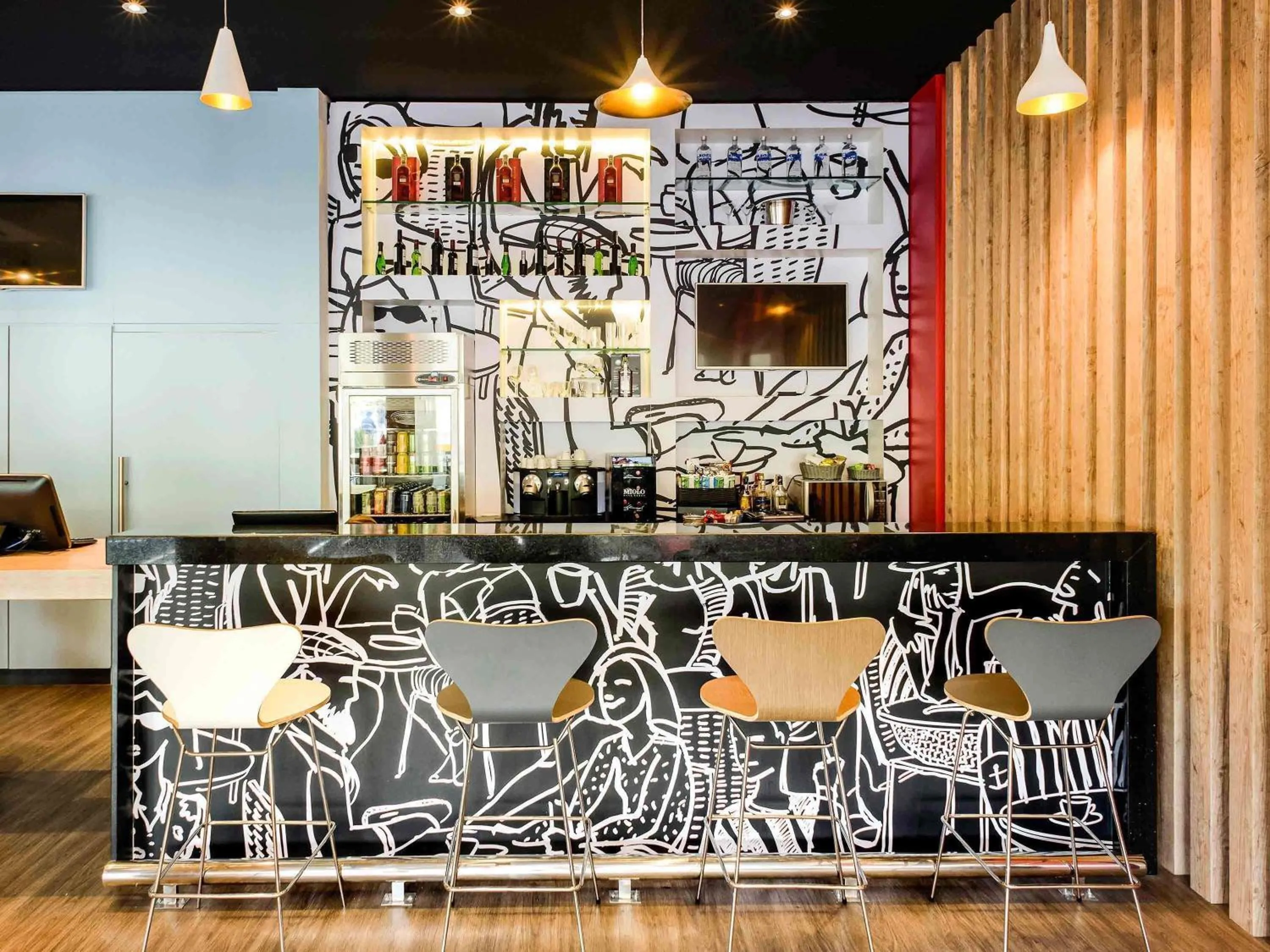 Lounge or bar in ibis Manaus Aeroporto