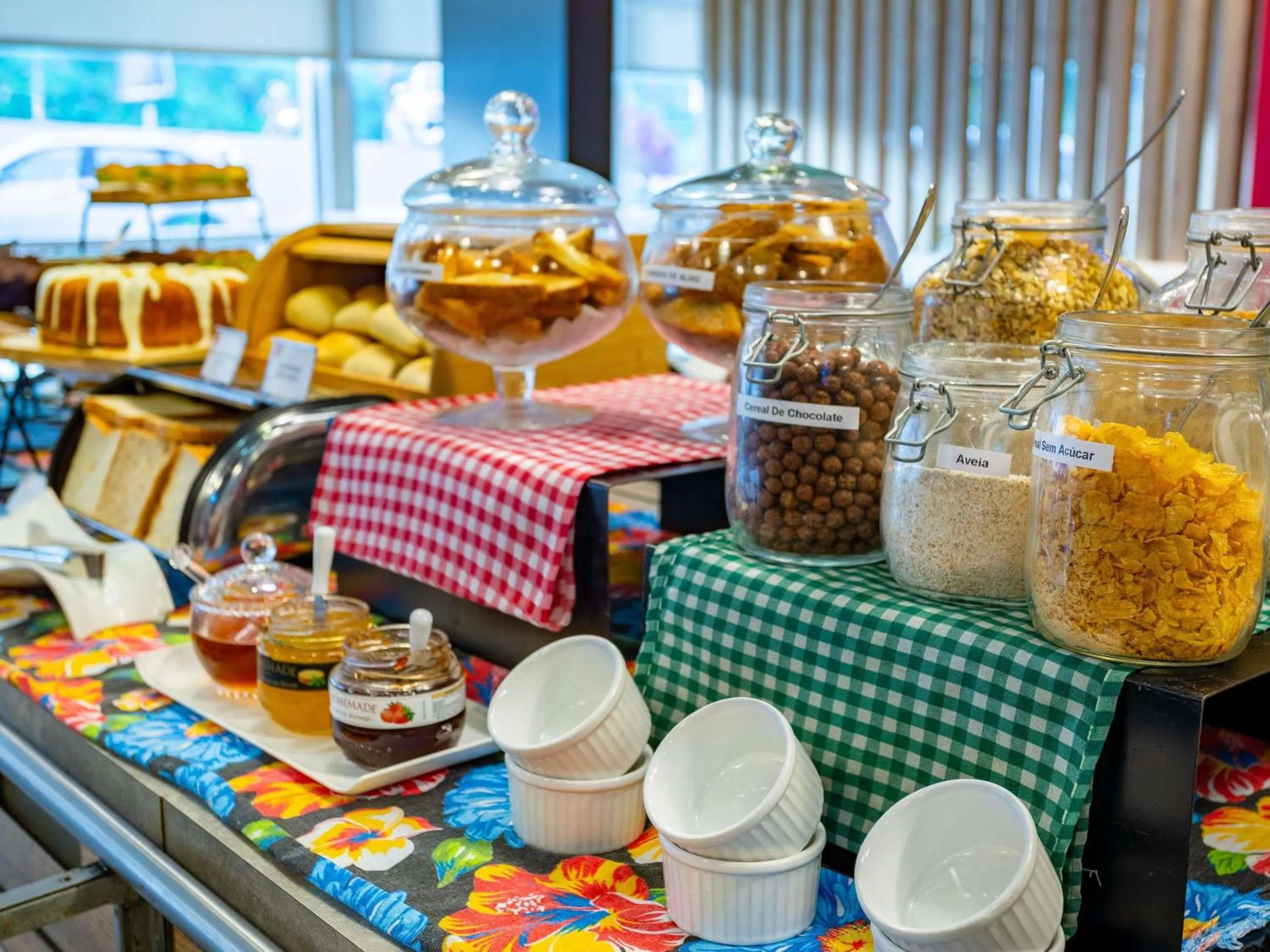 Breakfast in ibis Manaus Aeroporto