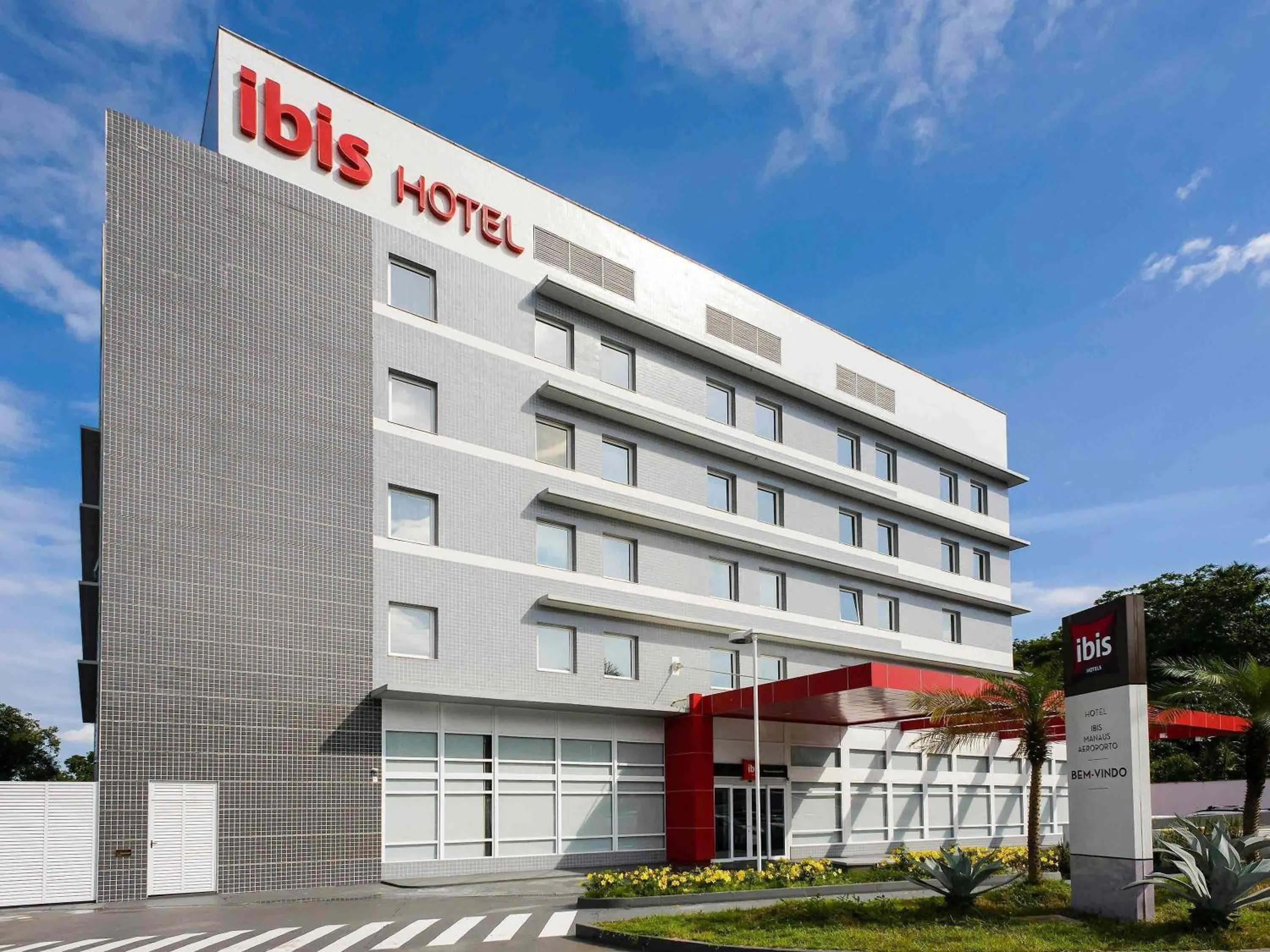 Property building in ibis Manaus Aeroporto