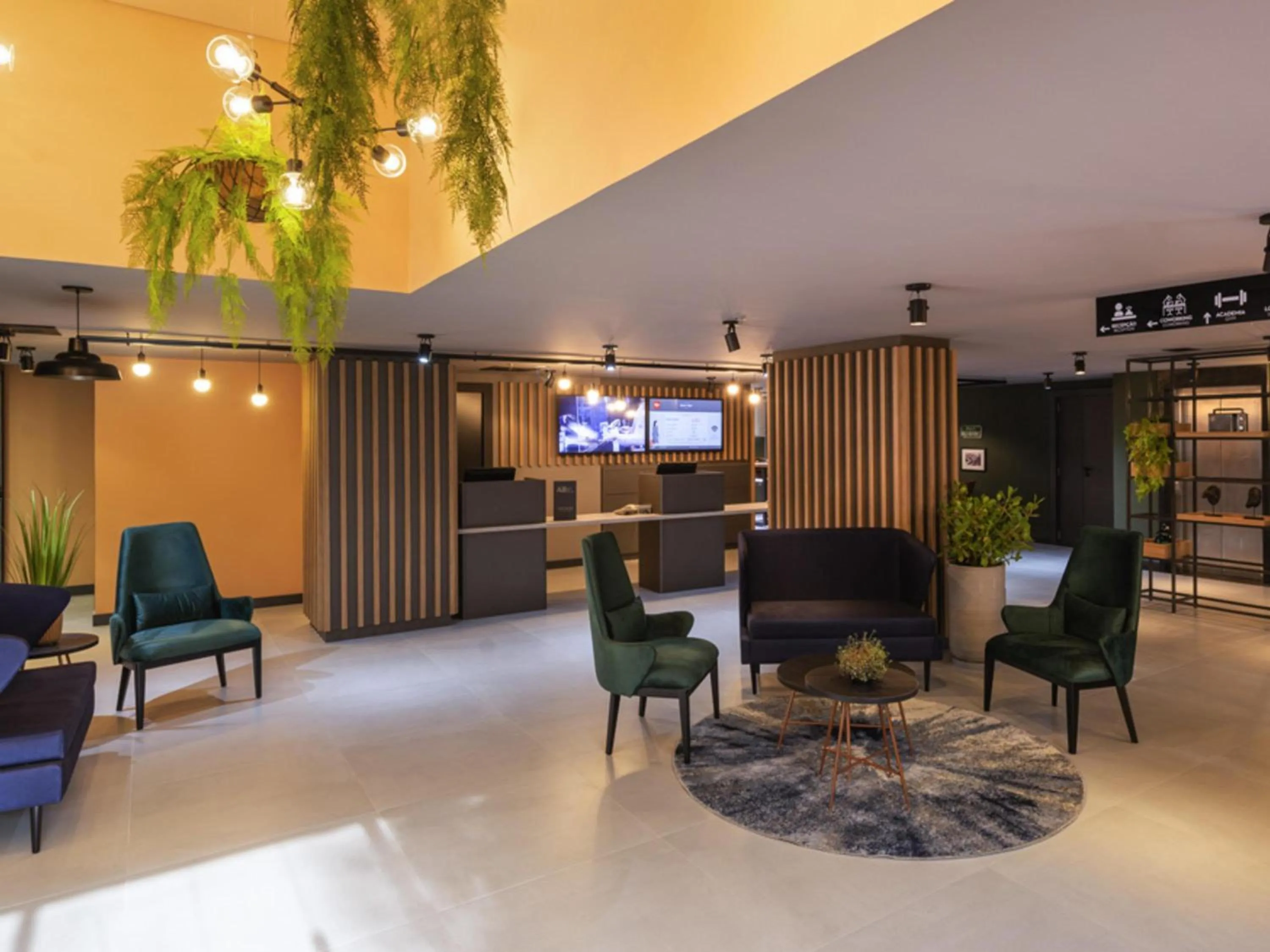 Property building in ibis Curitiba Batel