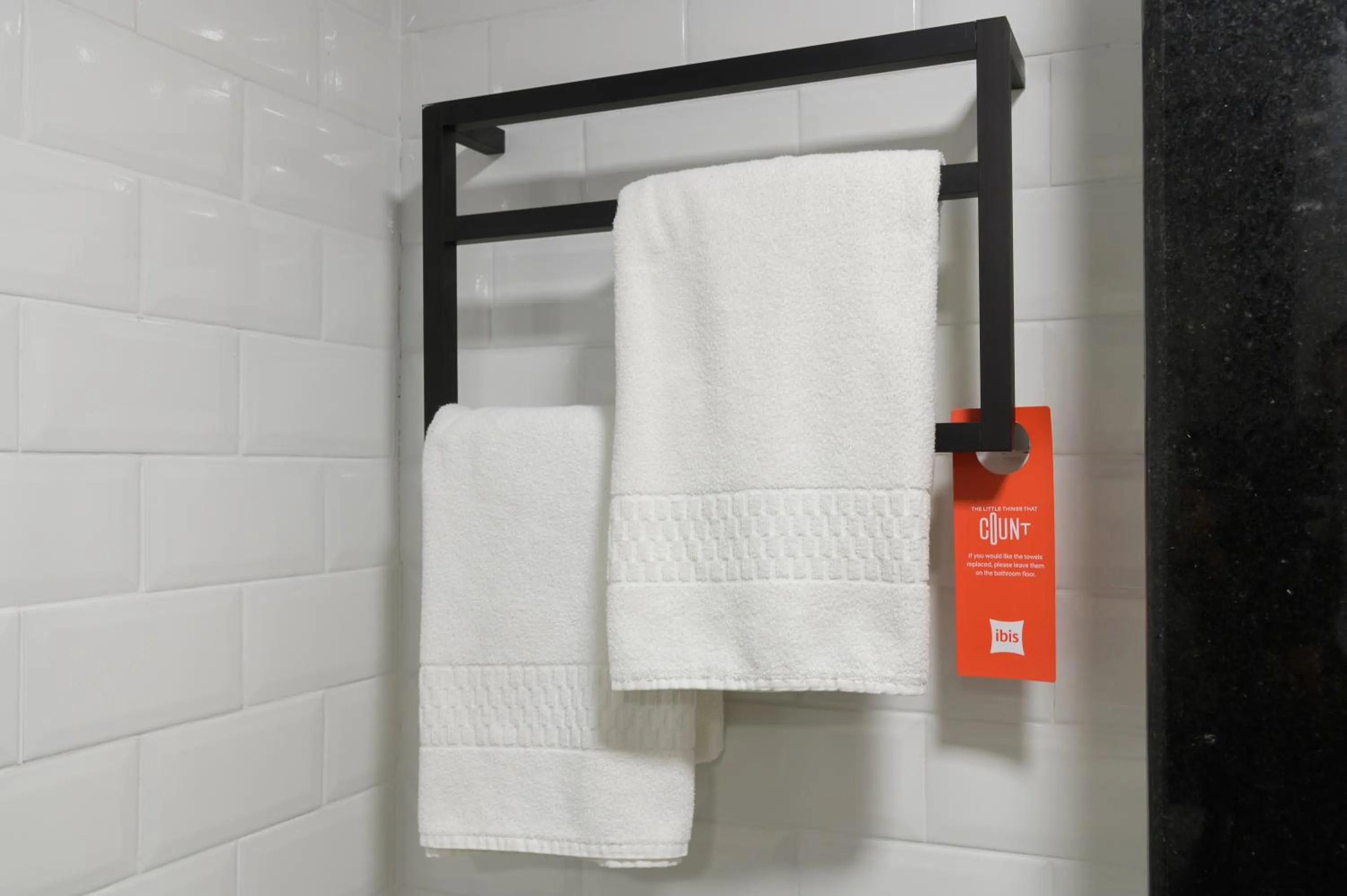 Bathroom in ibis Aracaju