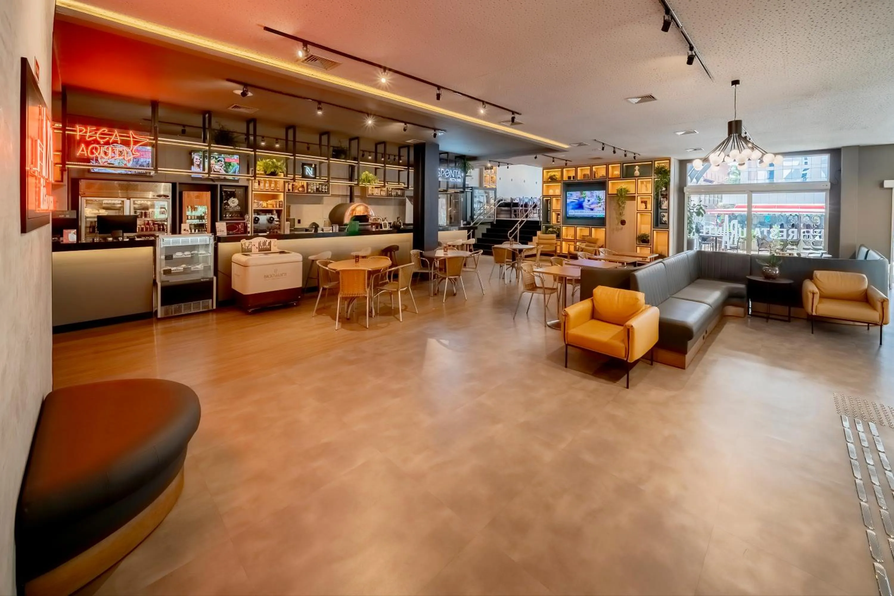 Lobby or reception in ibis Sao Paulo Paulista