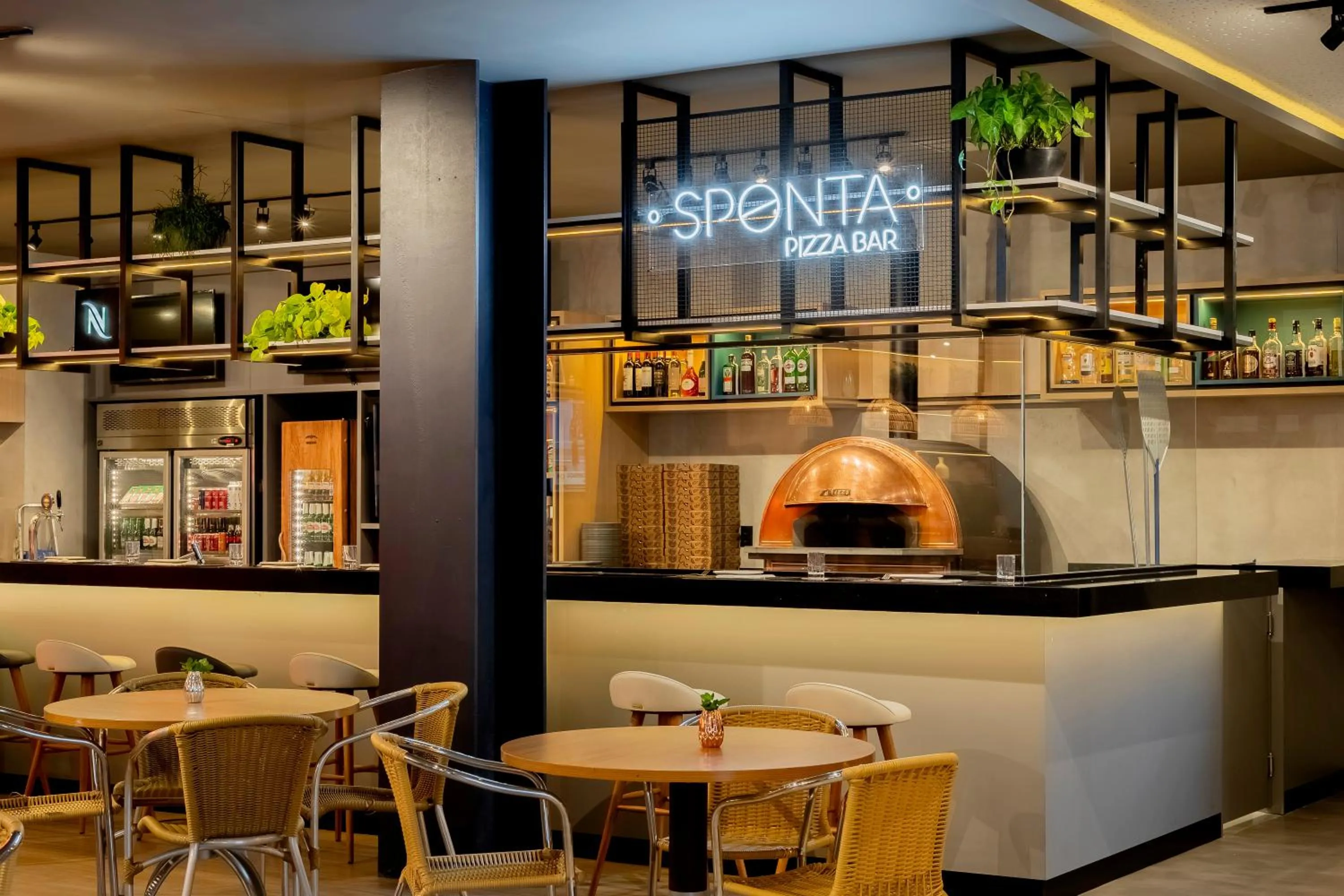 Restaurant/places to eat in ibis Sao Paulo Paulista